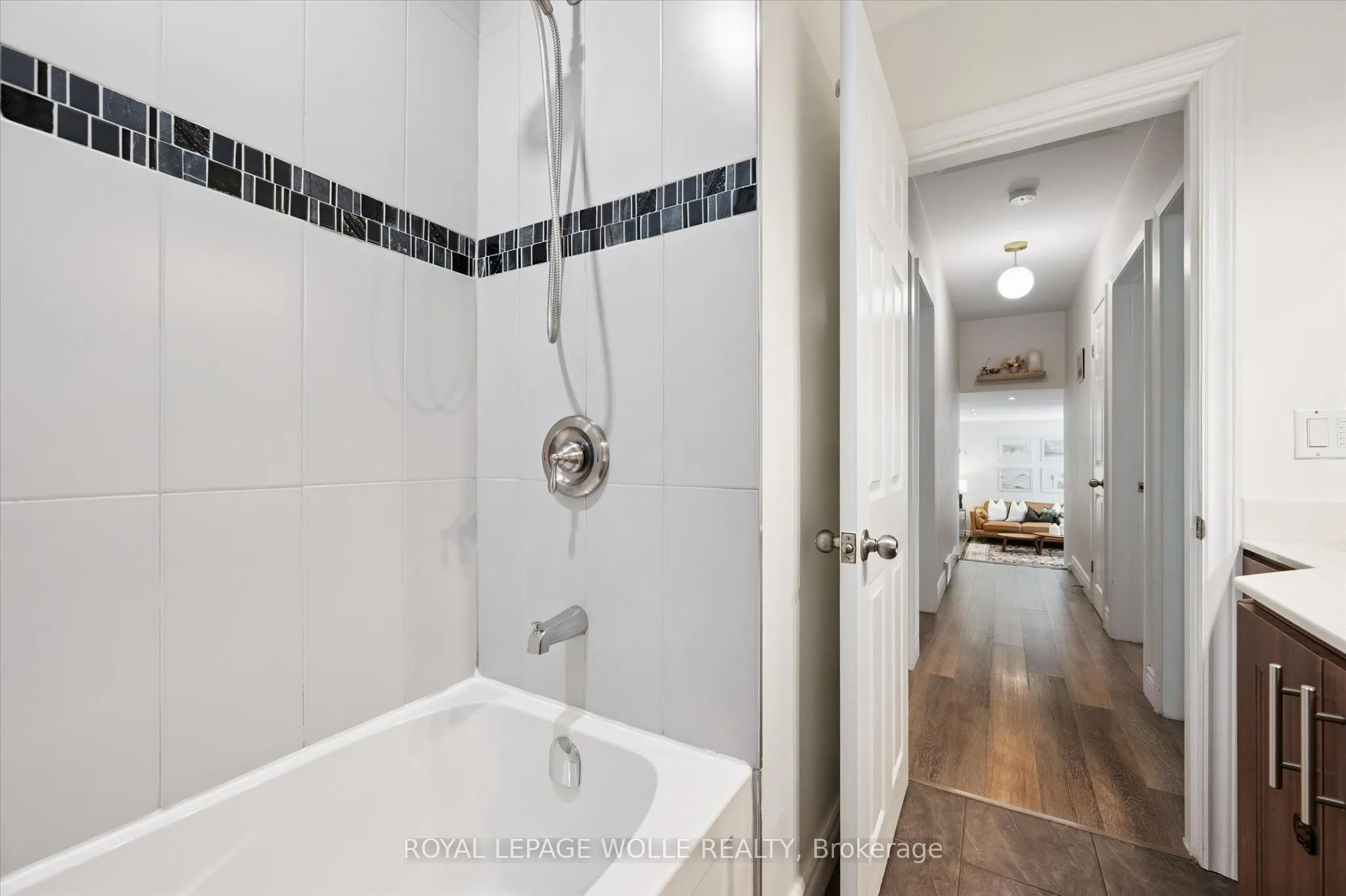 89 Mayfield Avenue