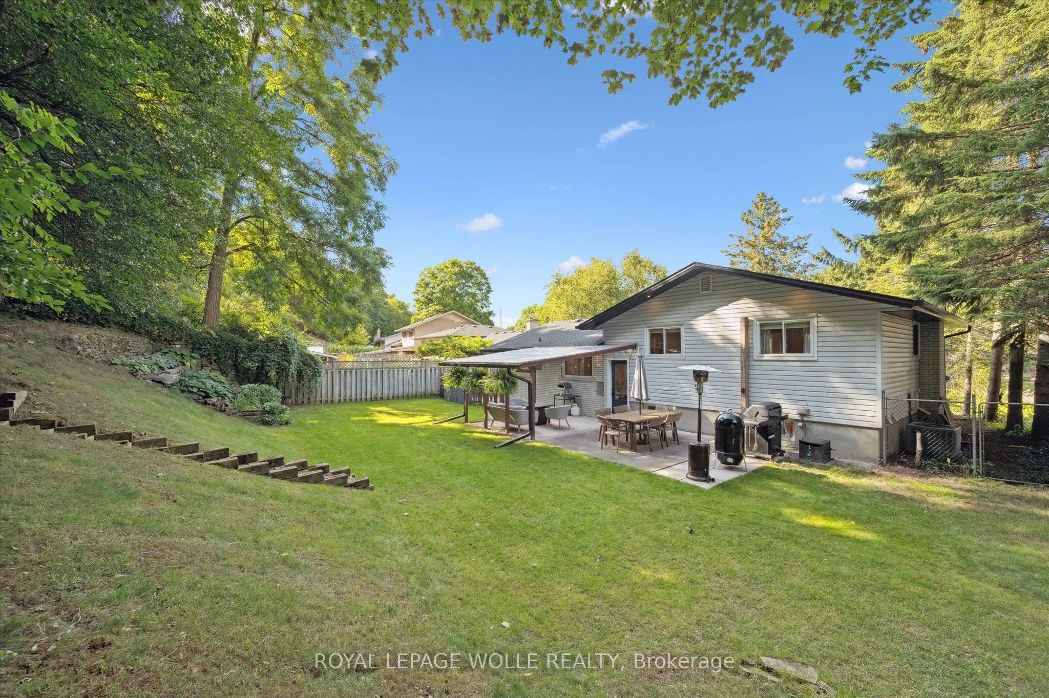 89 Mayfield Avenue