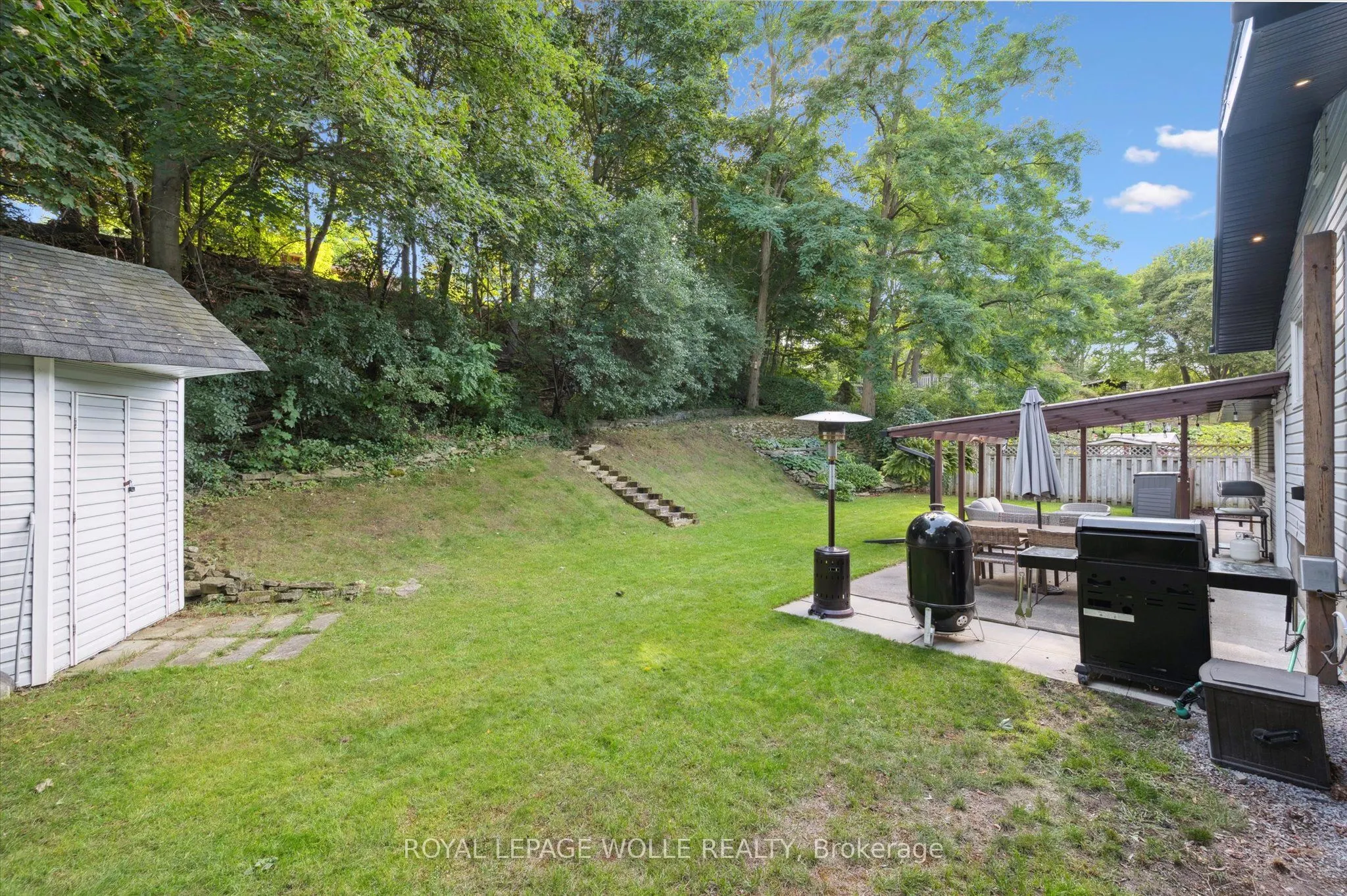 89 Mayfield Avenue