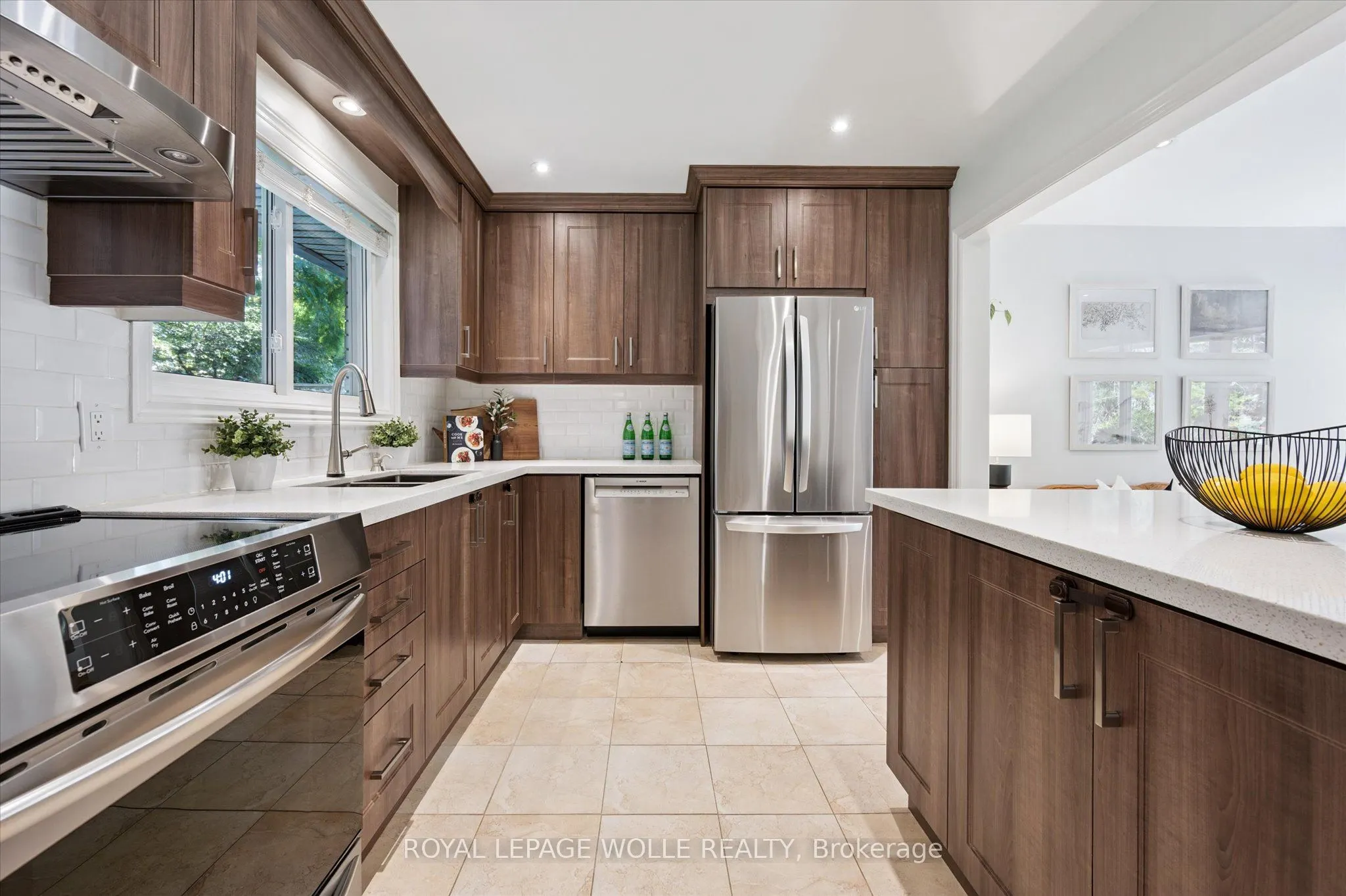 89 Mayfield Avenue
