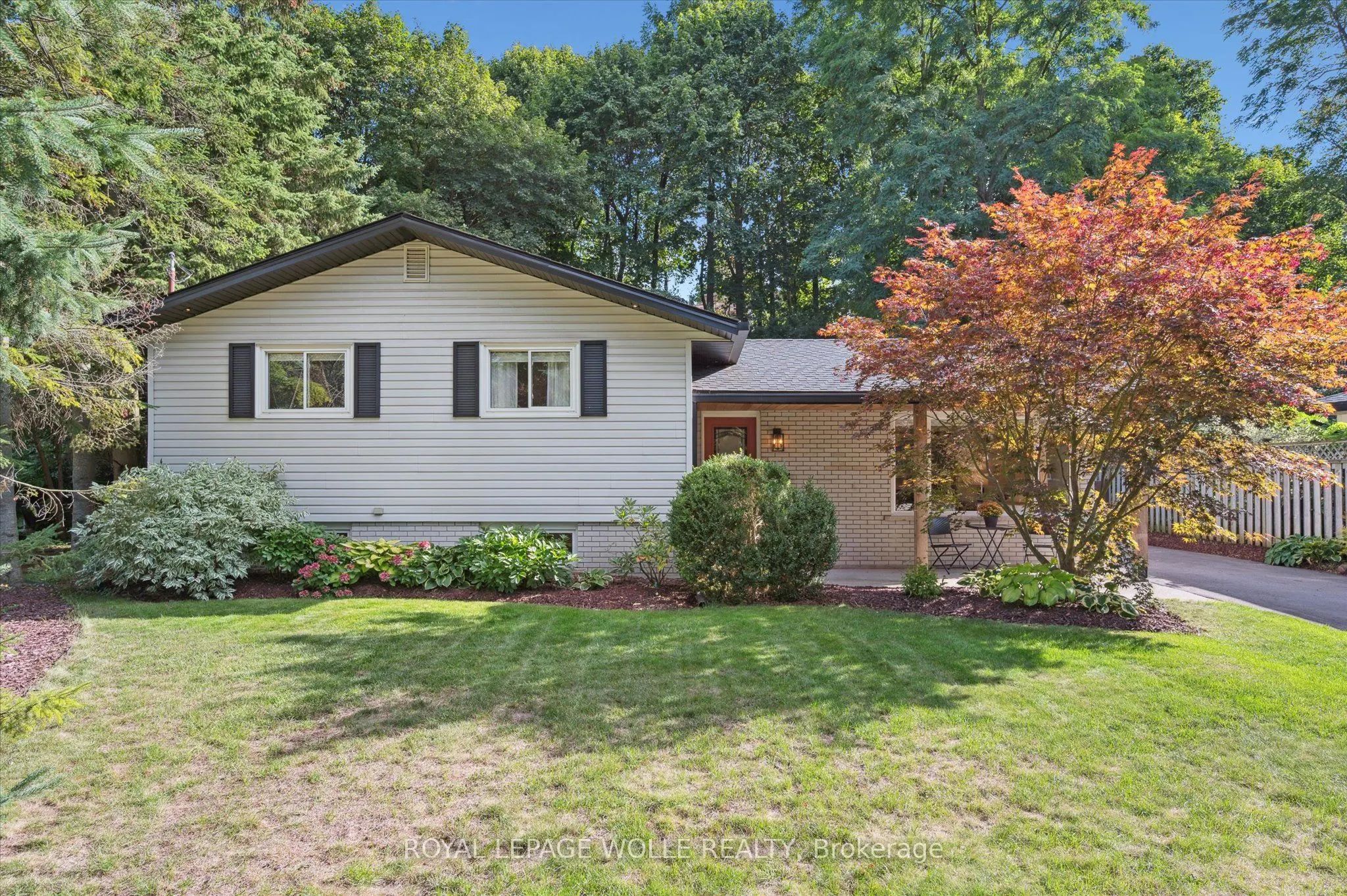 89 Mayfield Avenue
