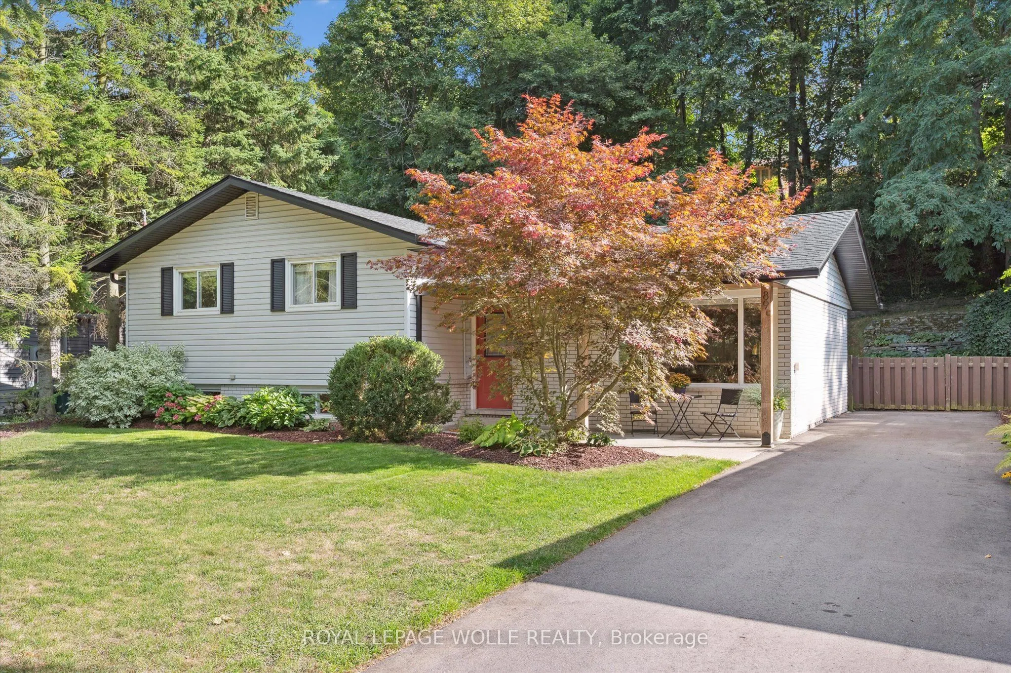 89 Mayfield Avenue