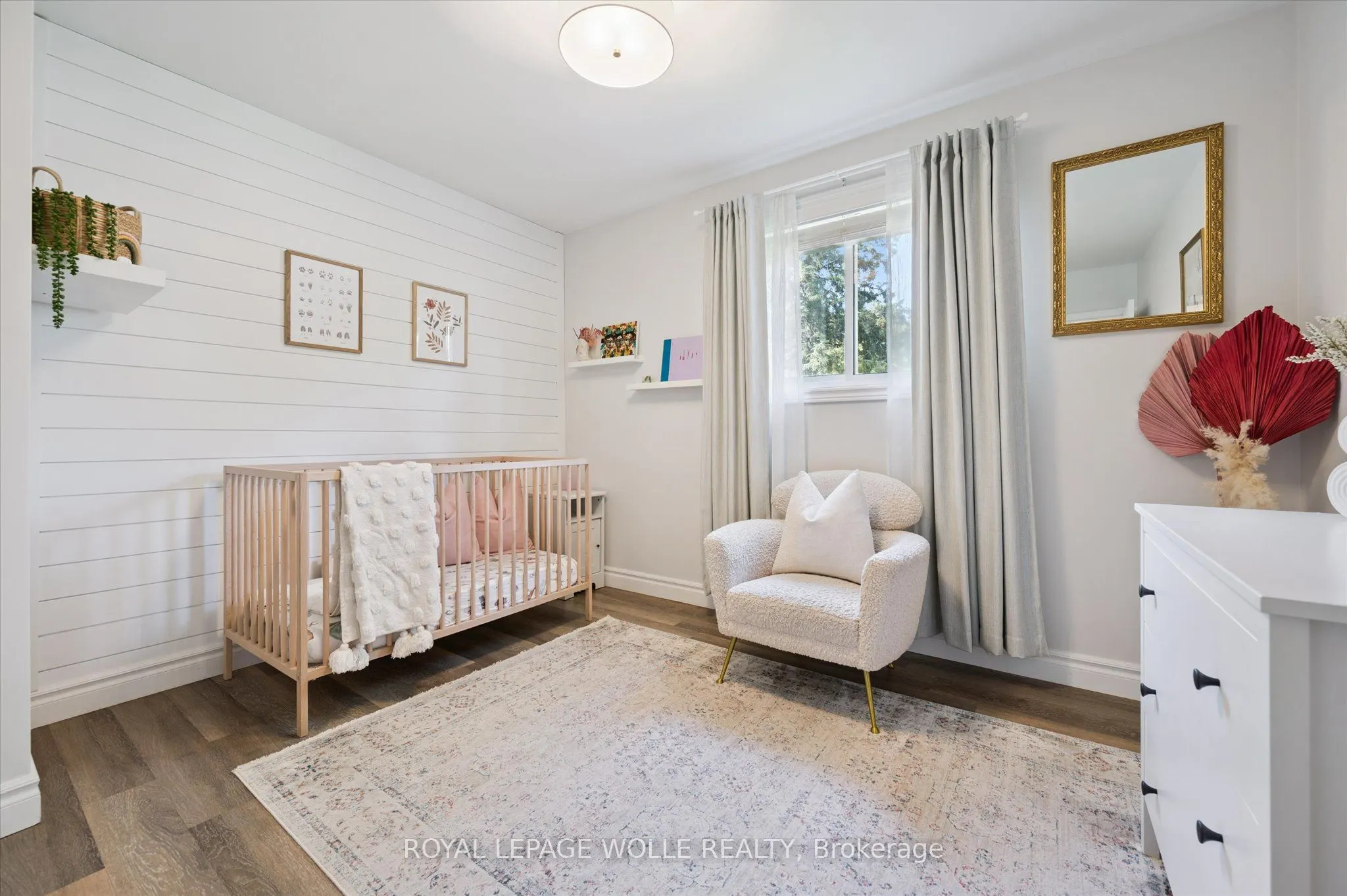 89 Mayfield Avenue