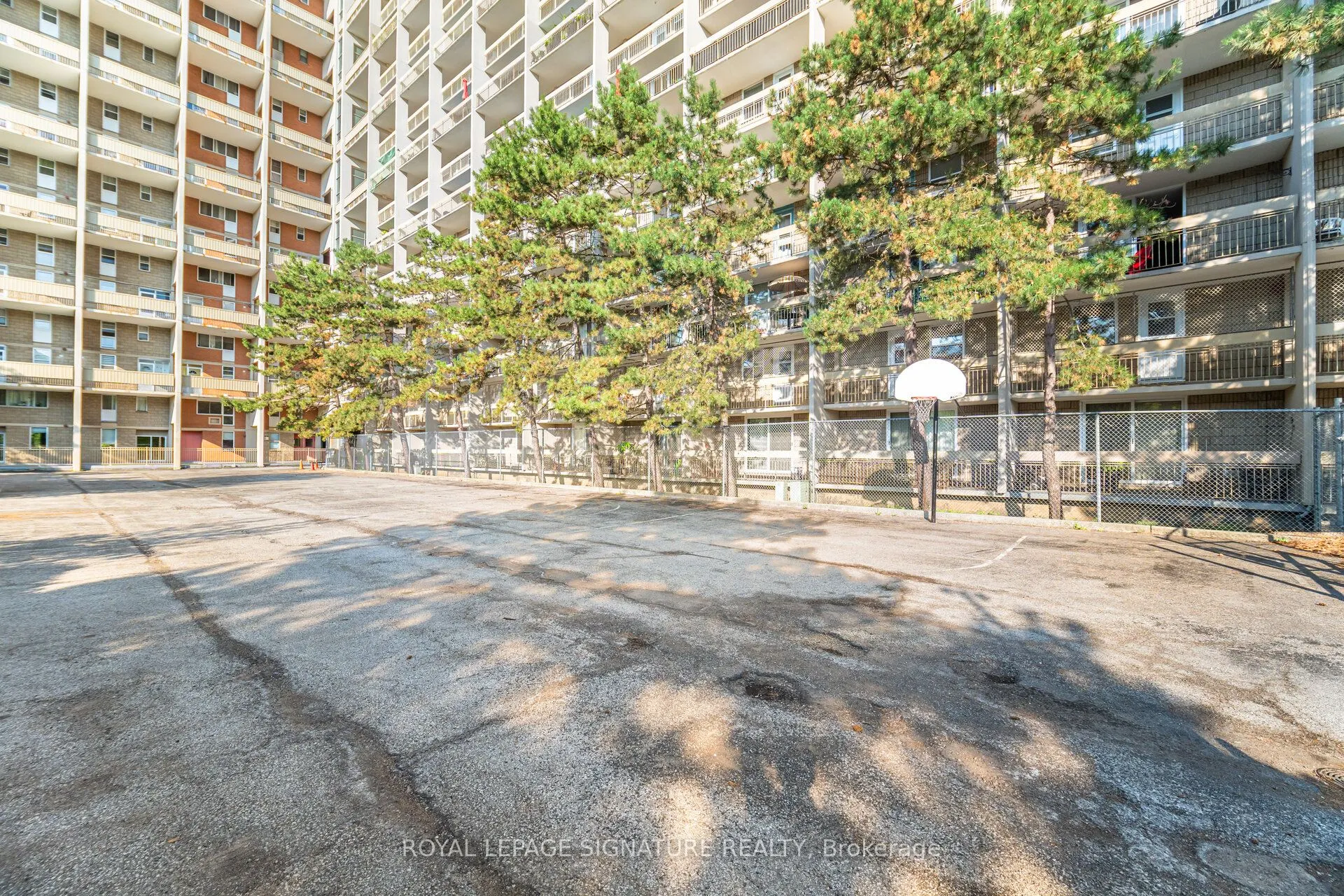 350 Quigley Road, #447