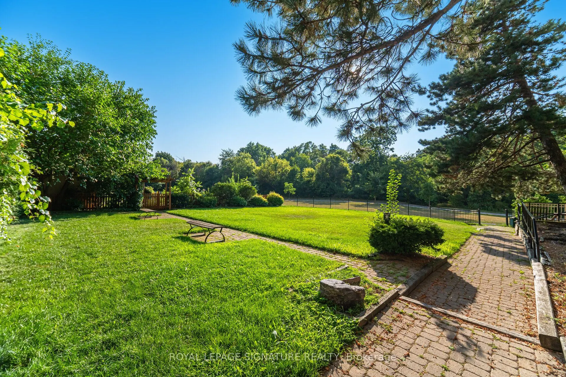 350 Quigley Road, #447