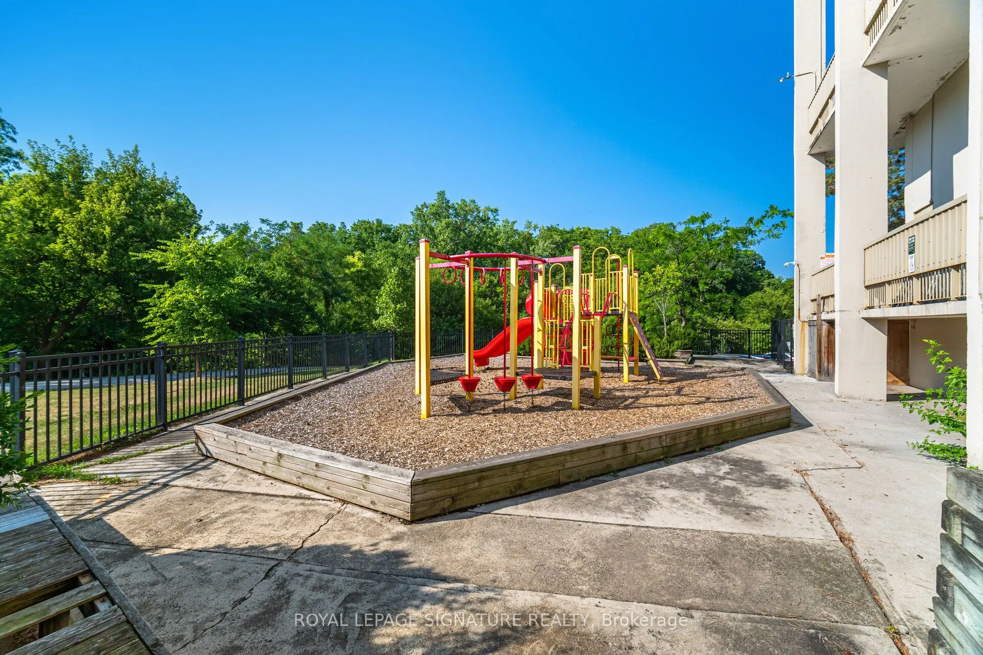 350 Quigley Road, #447
