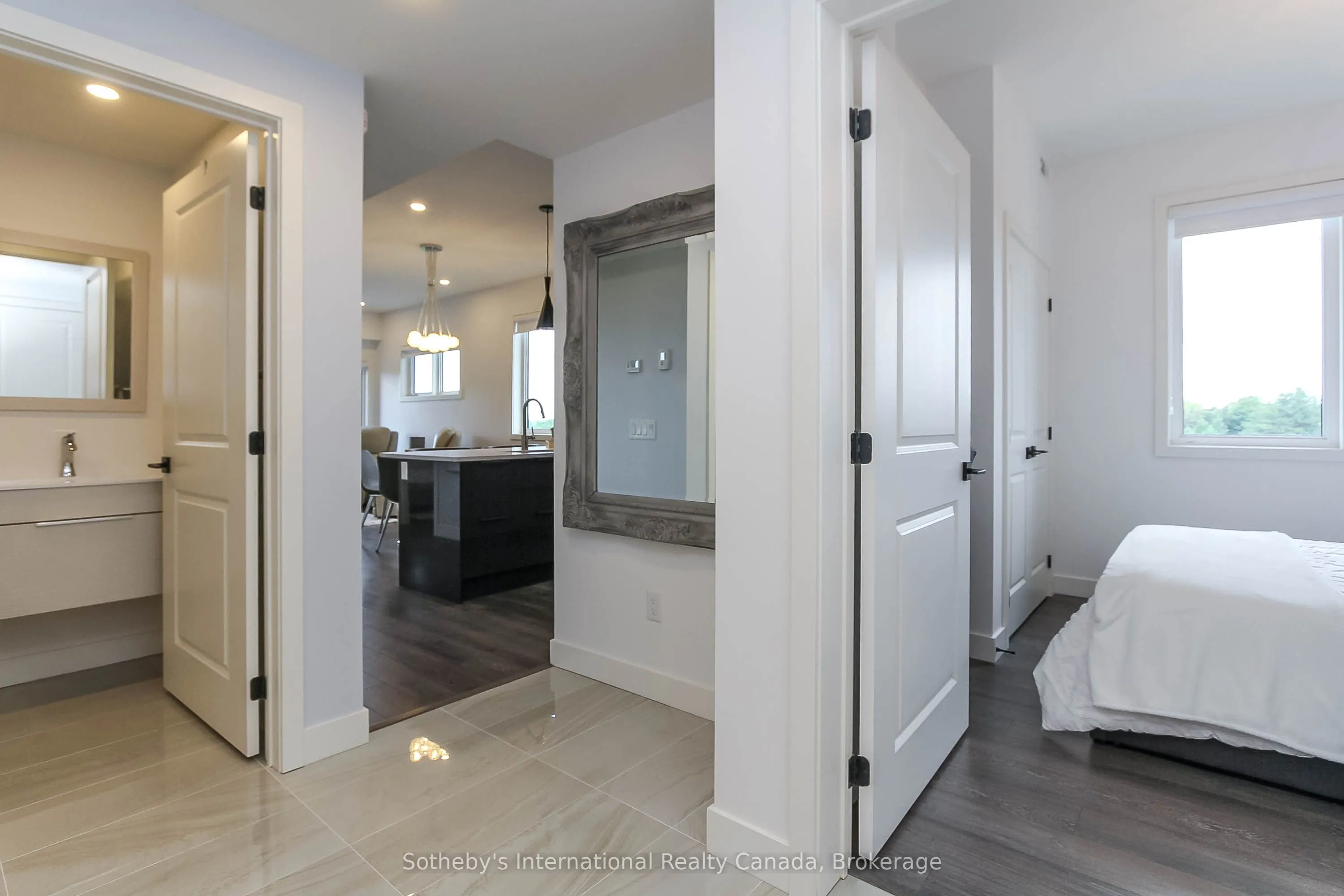16 BECKWITH Lane, #402
