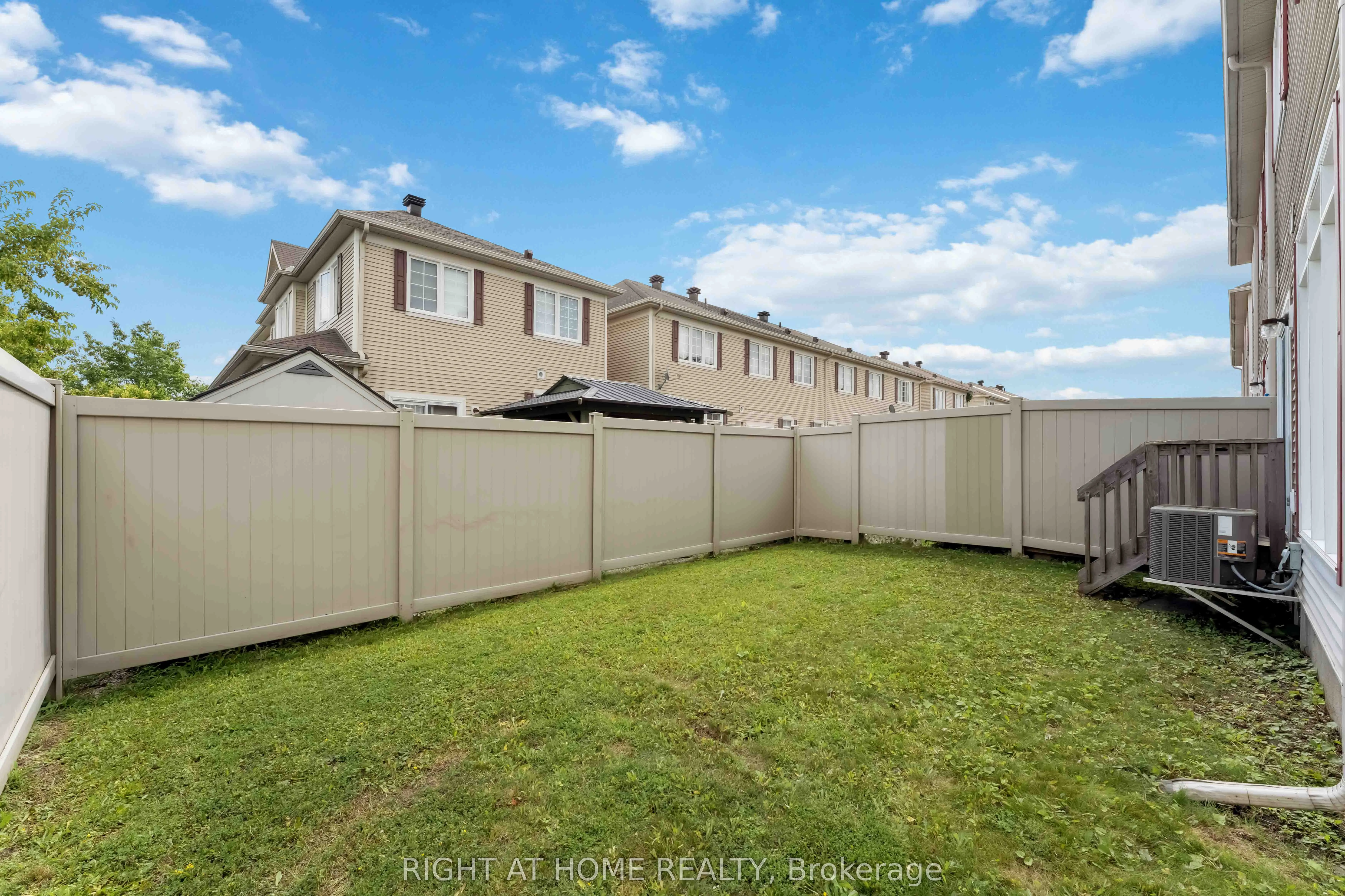 905 Caldermill Private