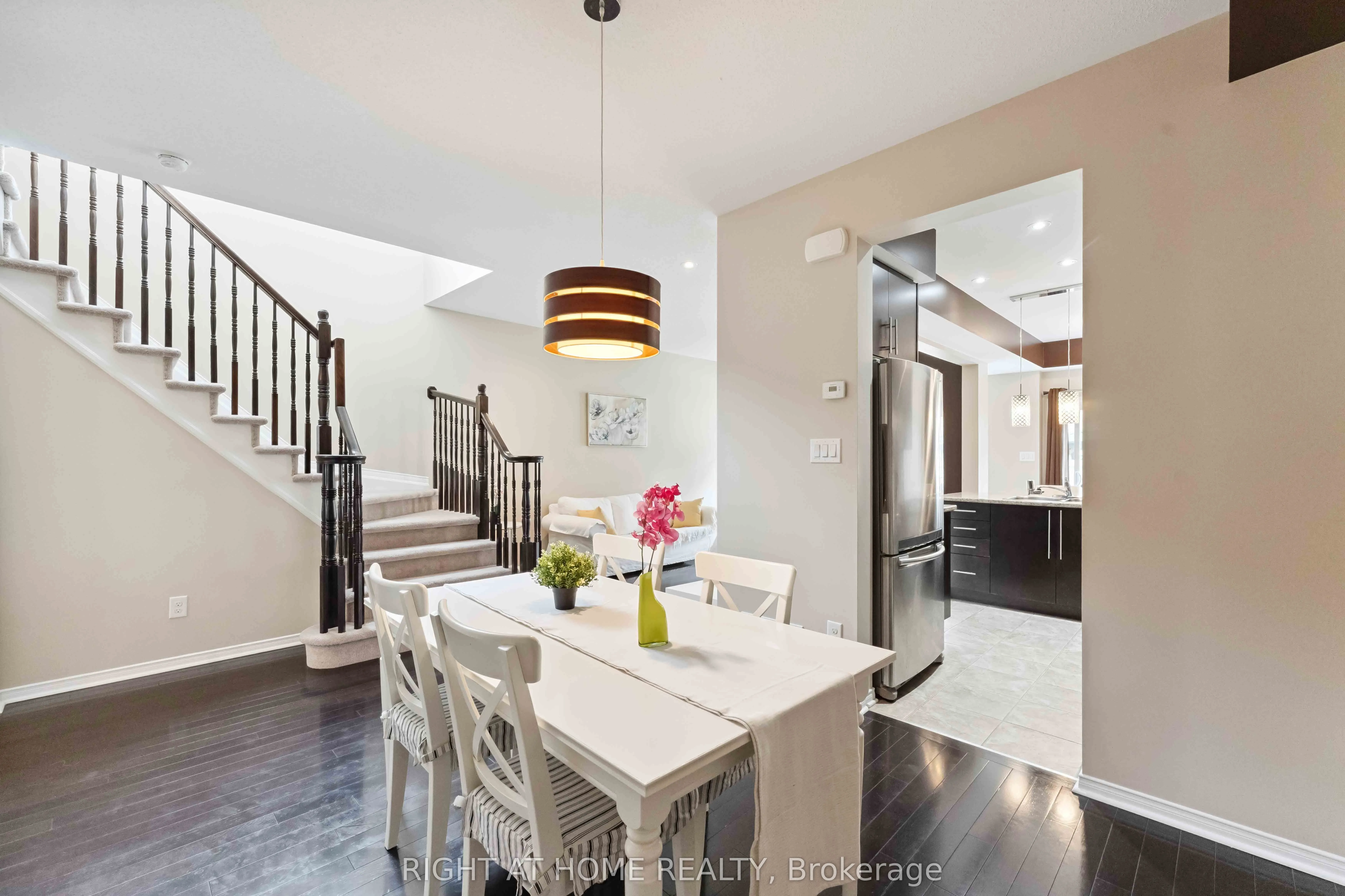 905 Caldermill Private