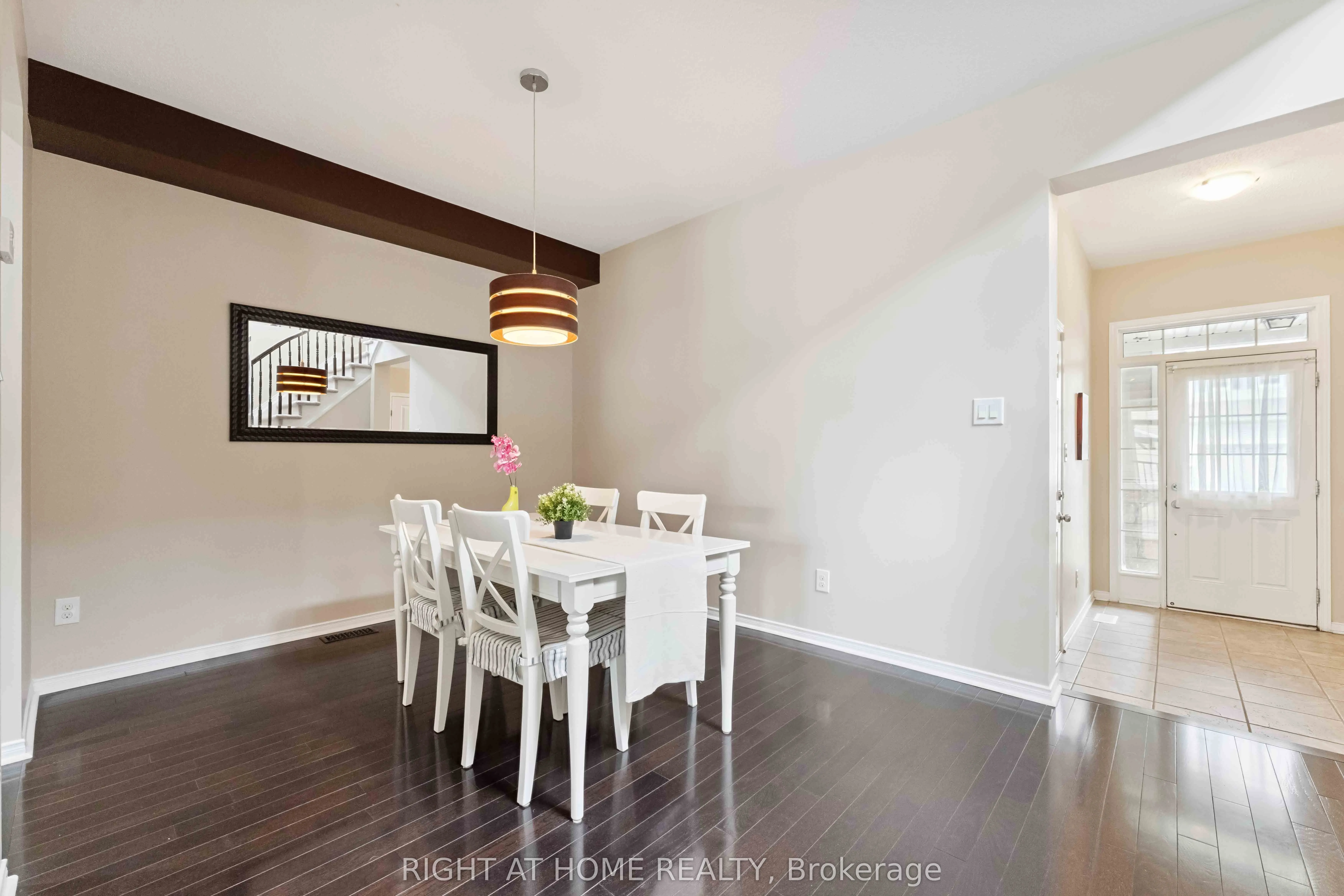 905 Caldermill Private