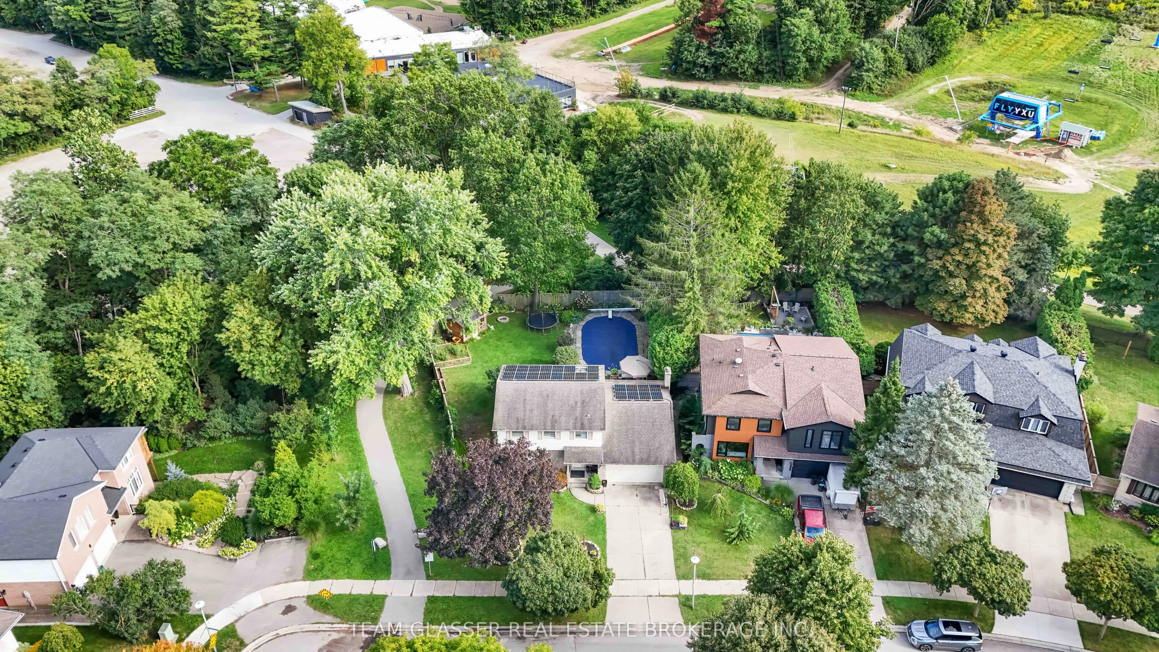 210 CHALET Crescent
