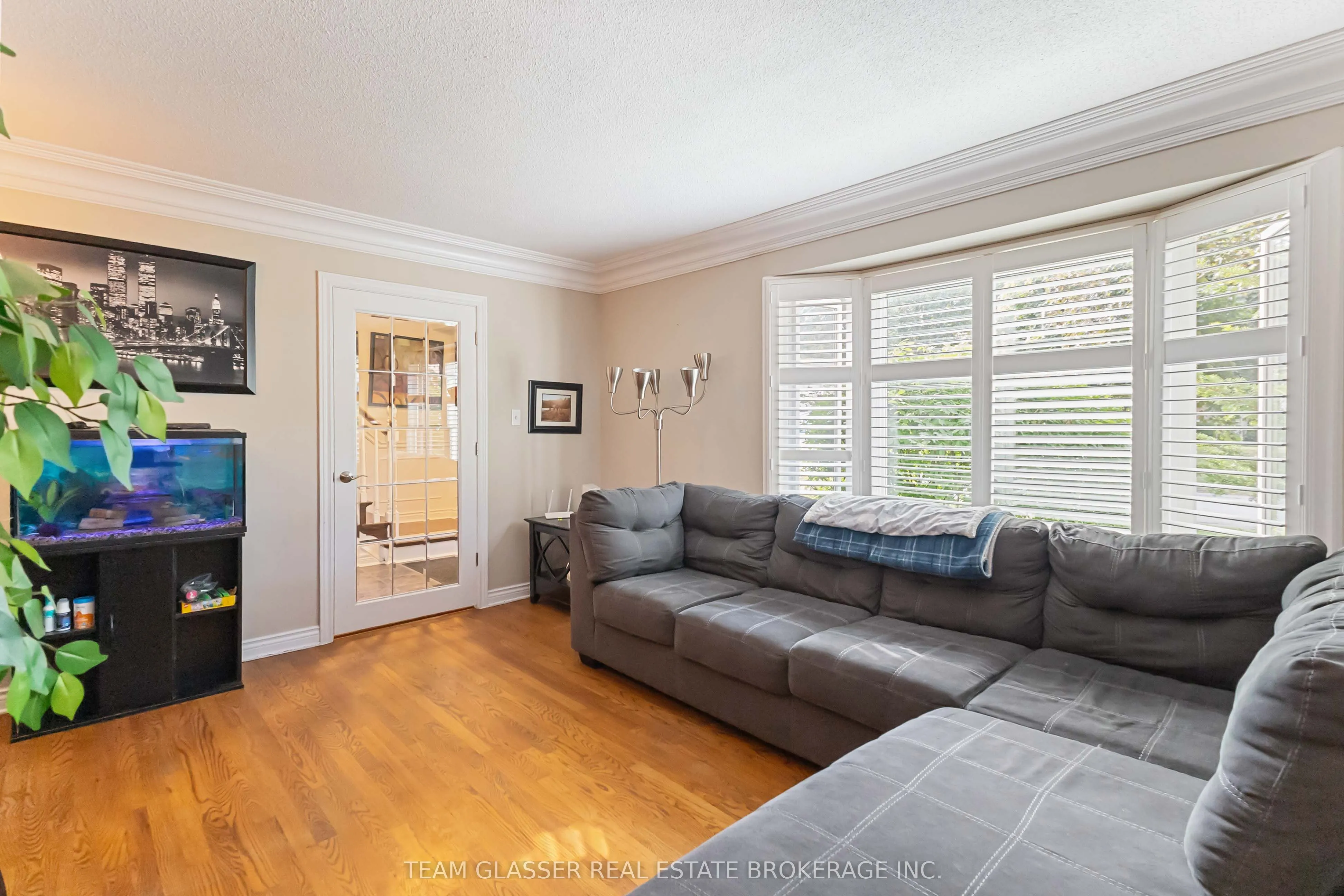 210 CHALET Crescent