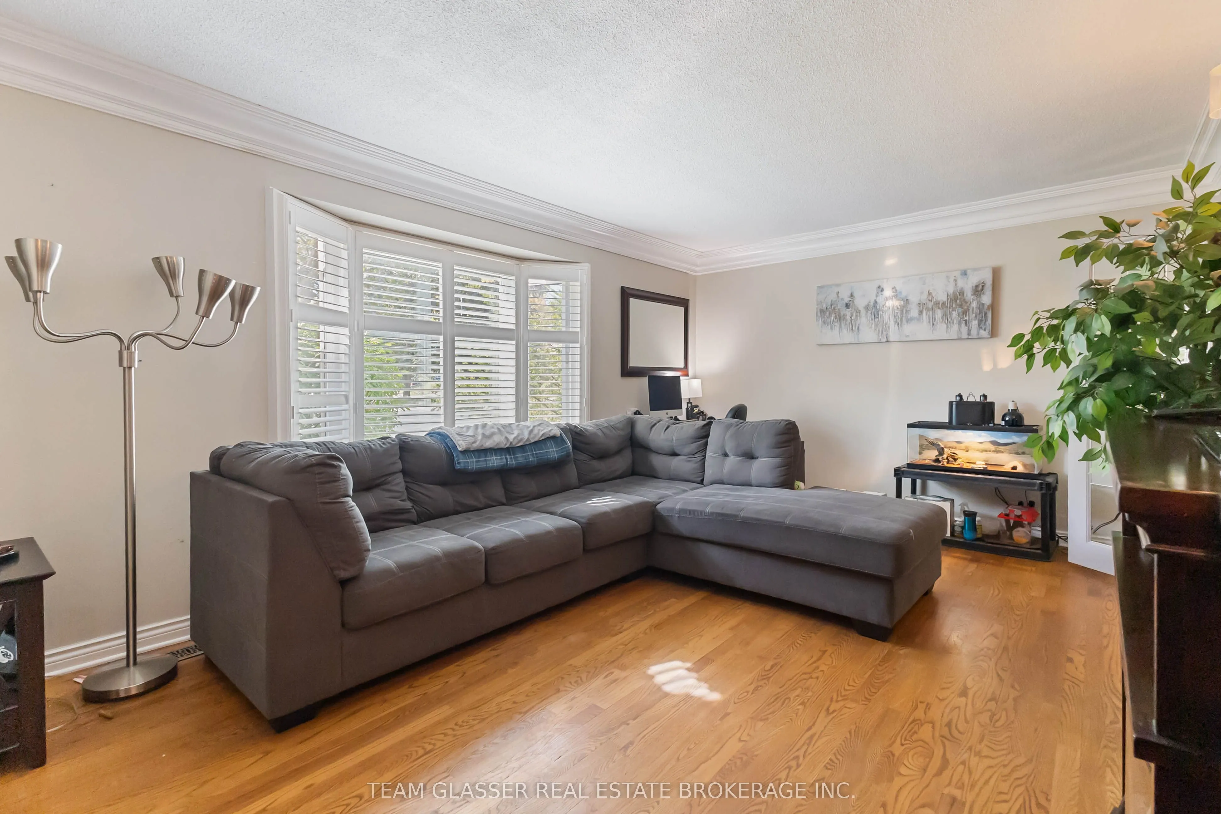 210 CHALET Crescent