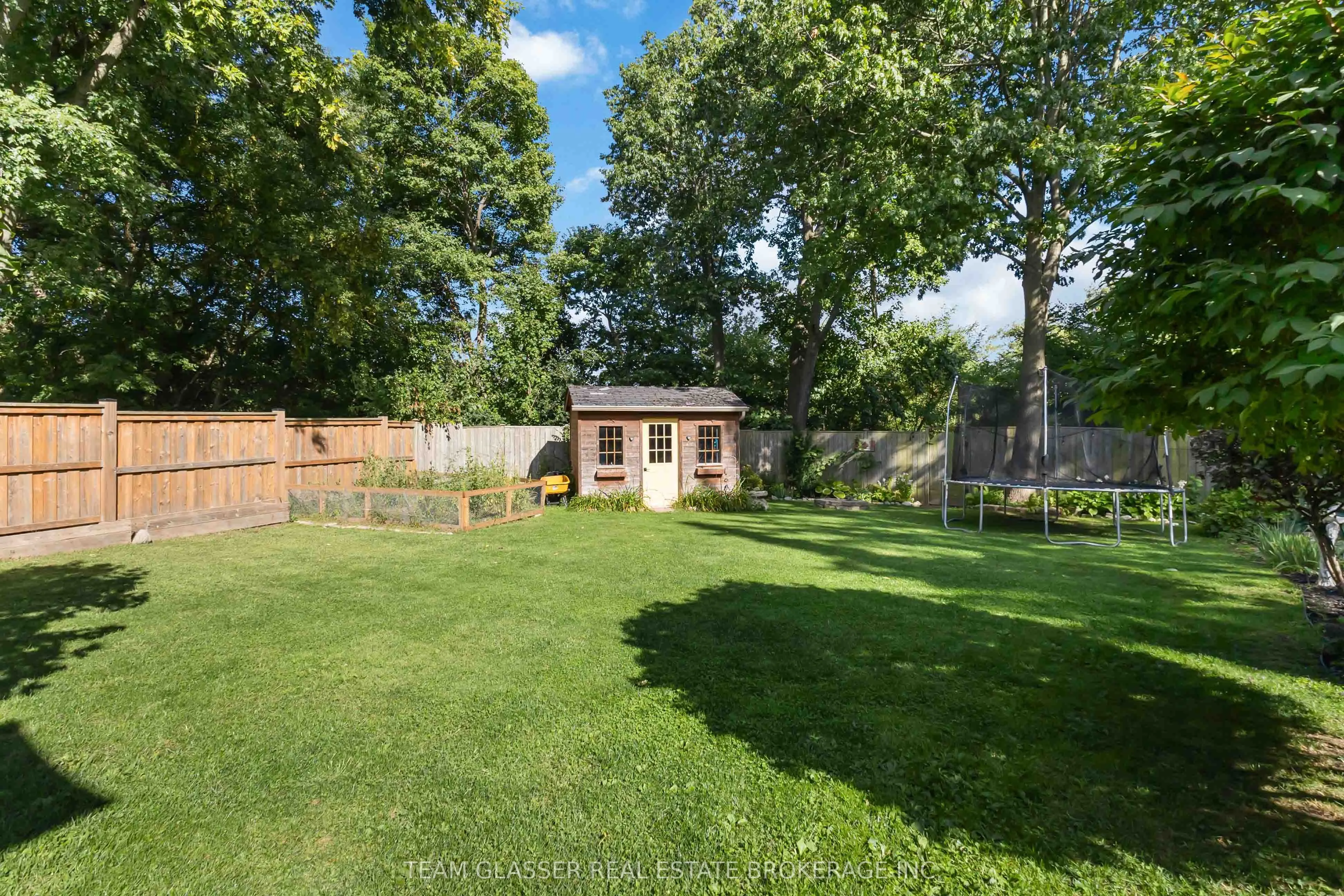210 CHALET Crescent