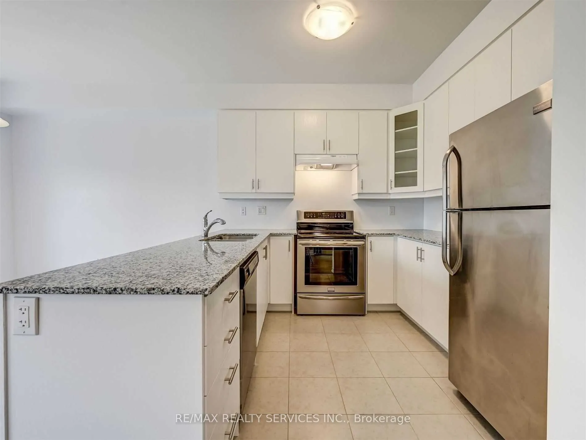 212 Ridley Crescent
