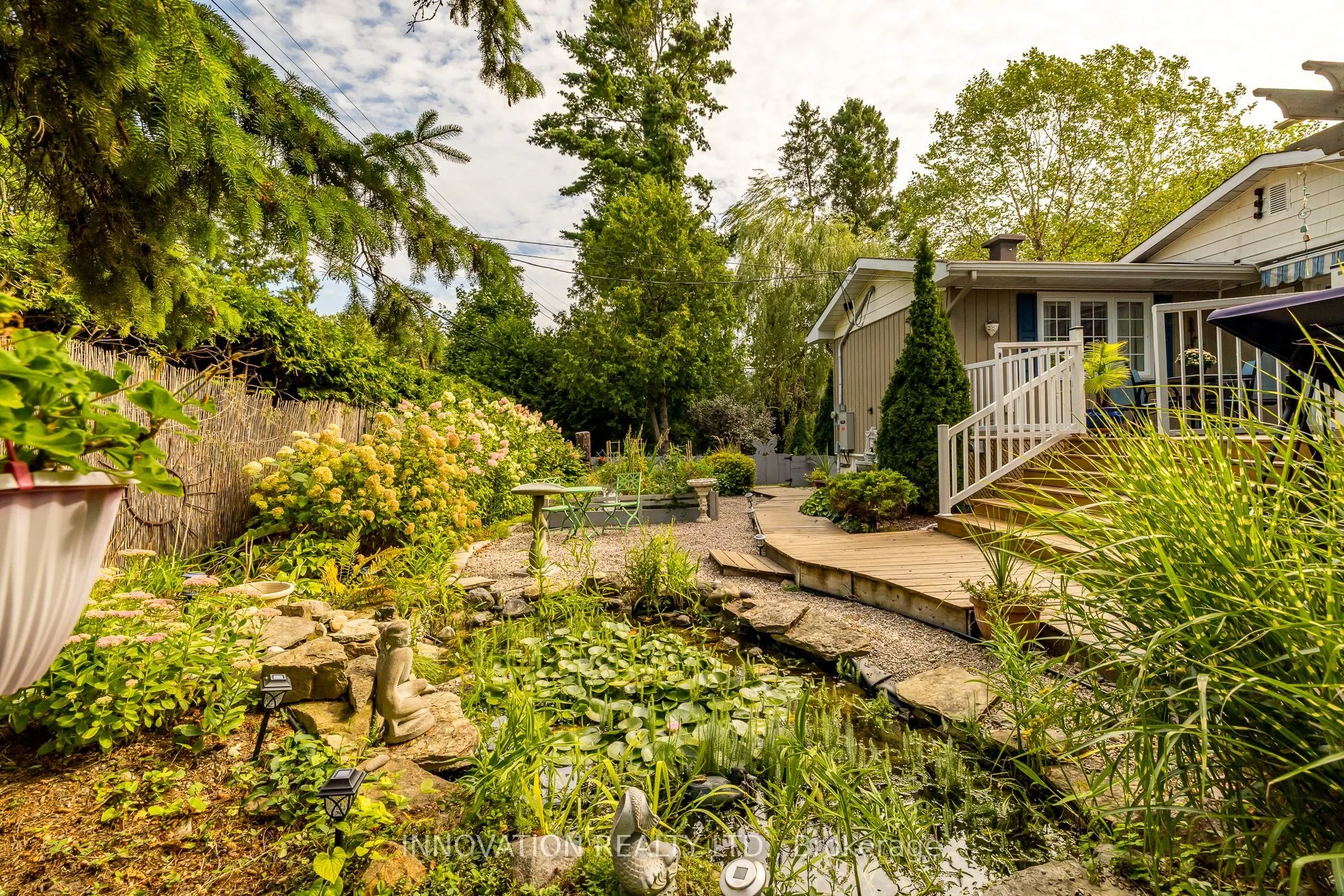 33 Arnold Drive