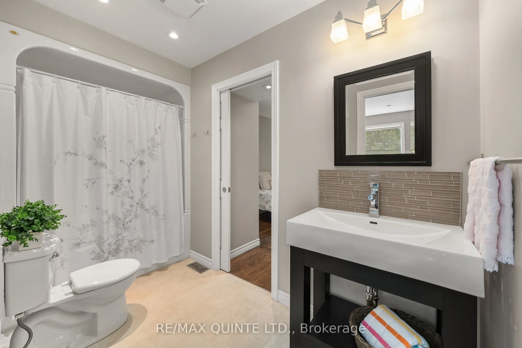134 Dufferin Avenue
