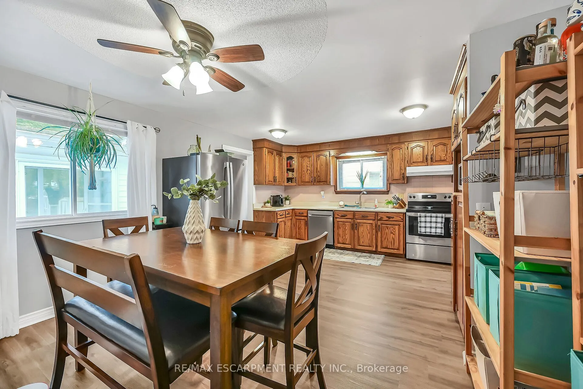 122 Fairview Avenue E