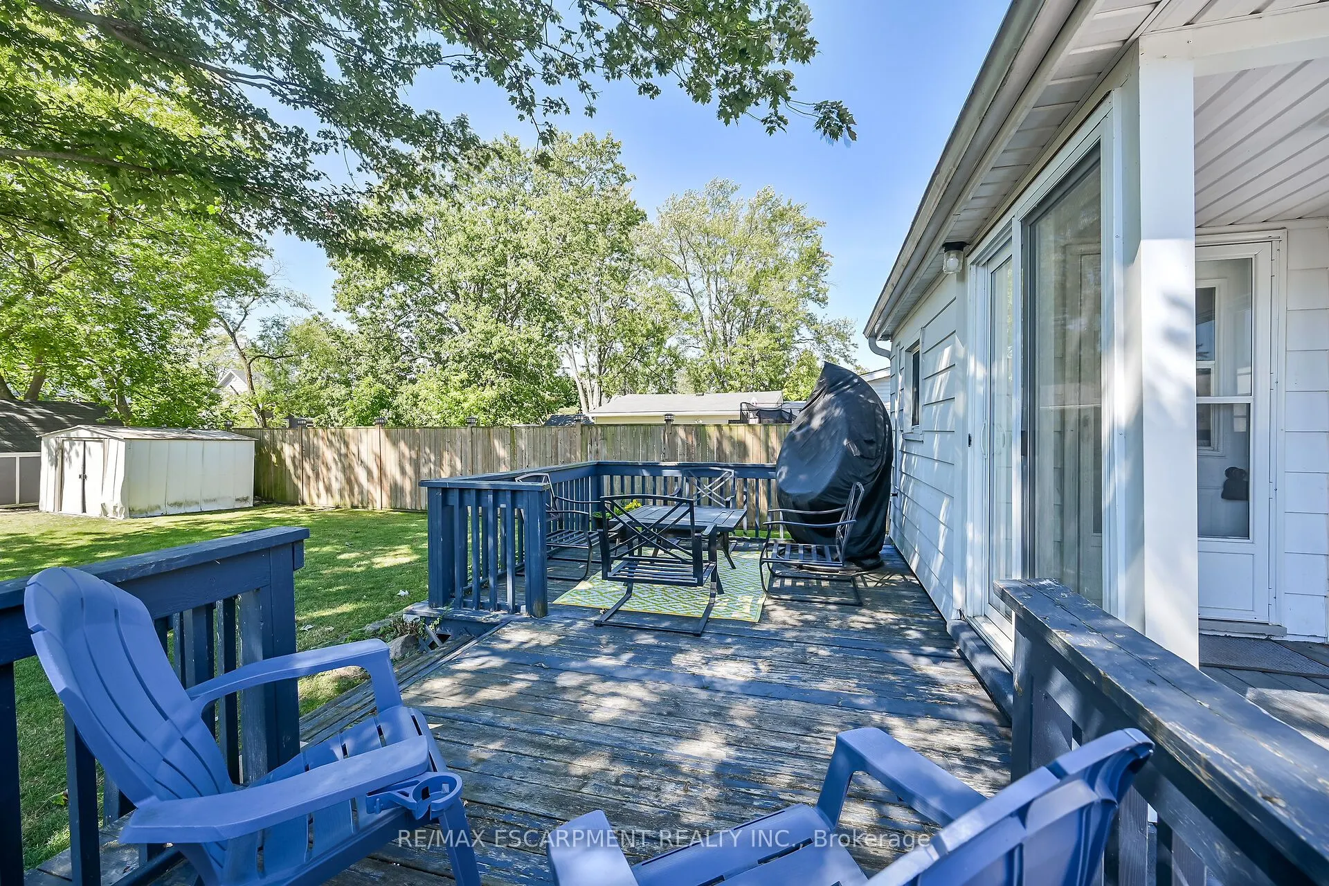122 Fairview Avenue E