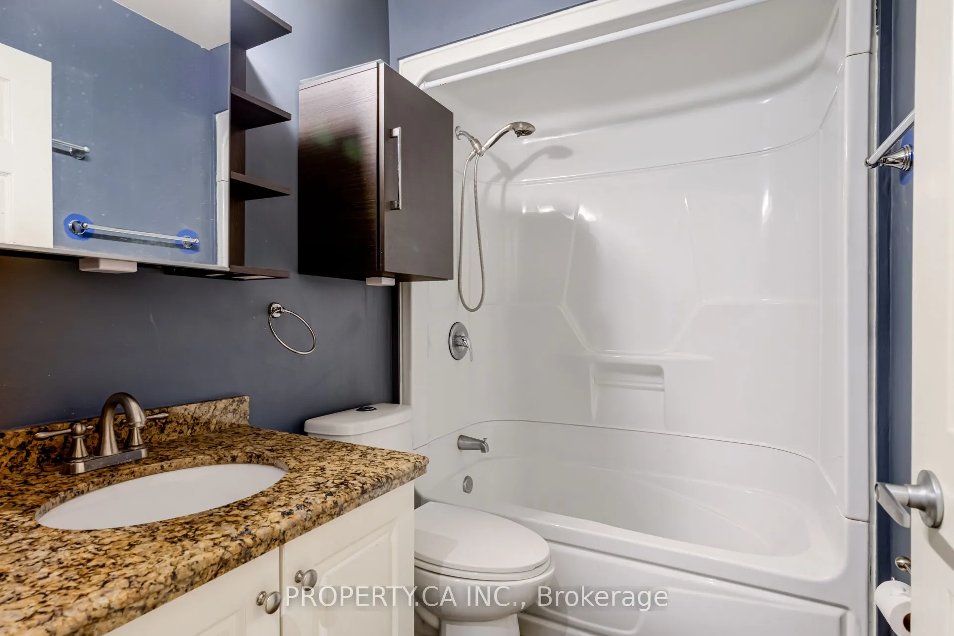 283 King Street E, #201