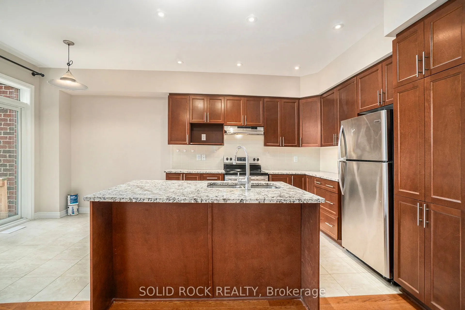 260 Dolce Crescent