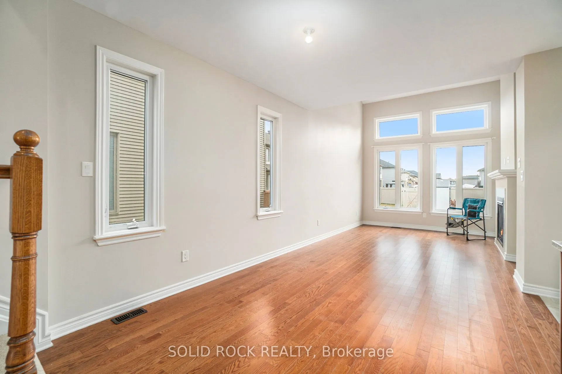 260 Dolce Crescent