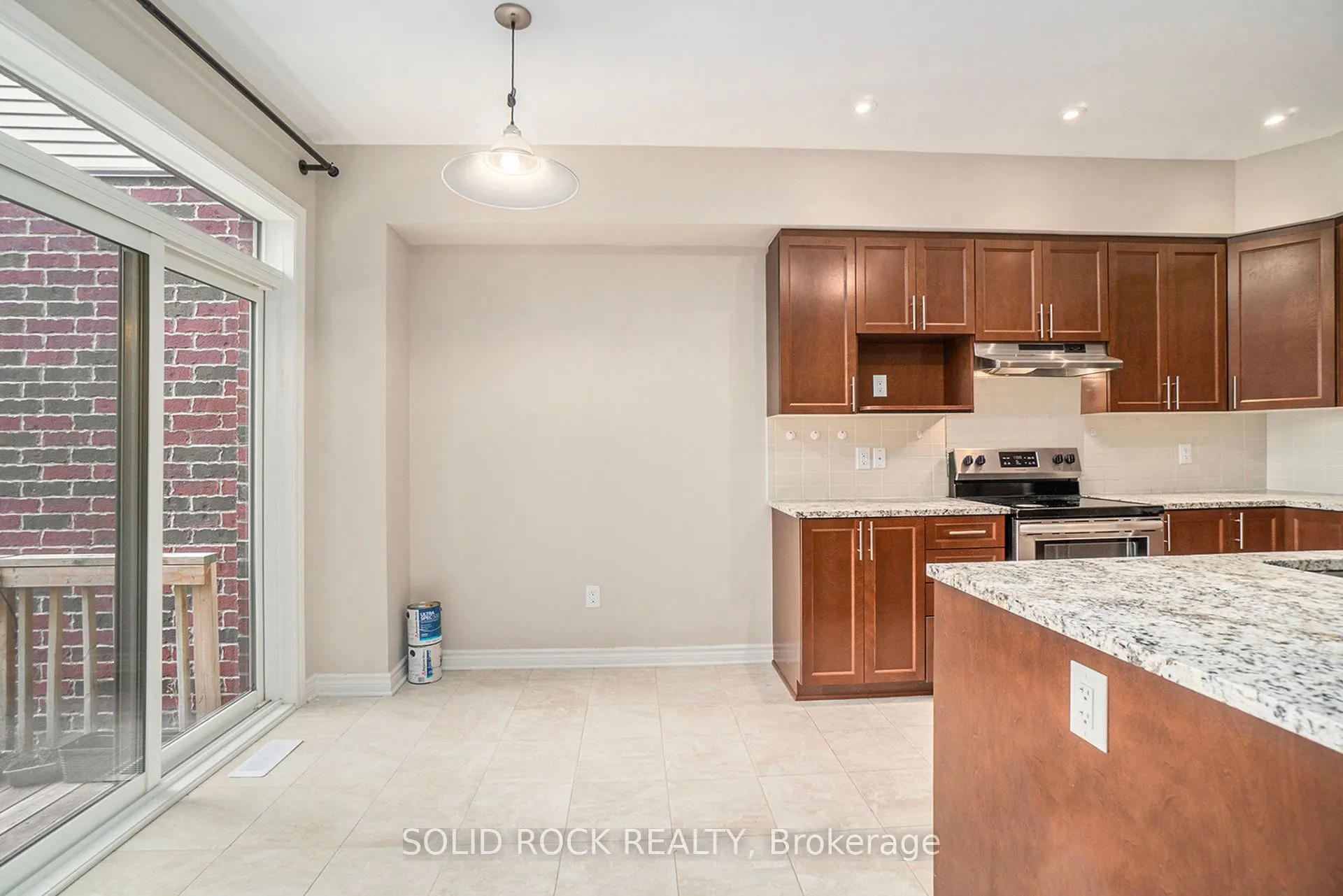 260 Dolce Crescent