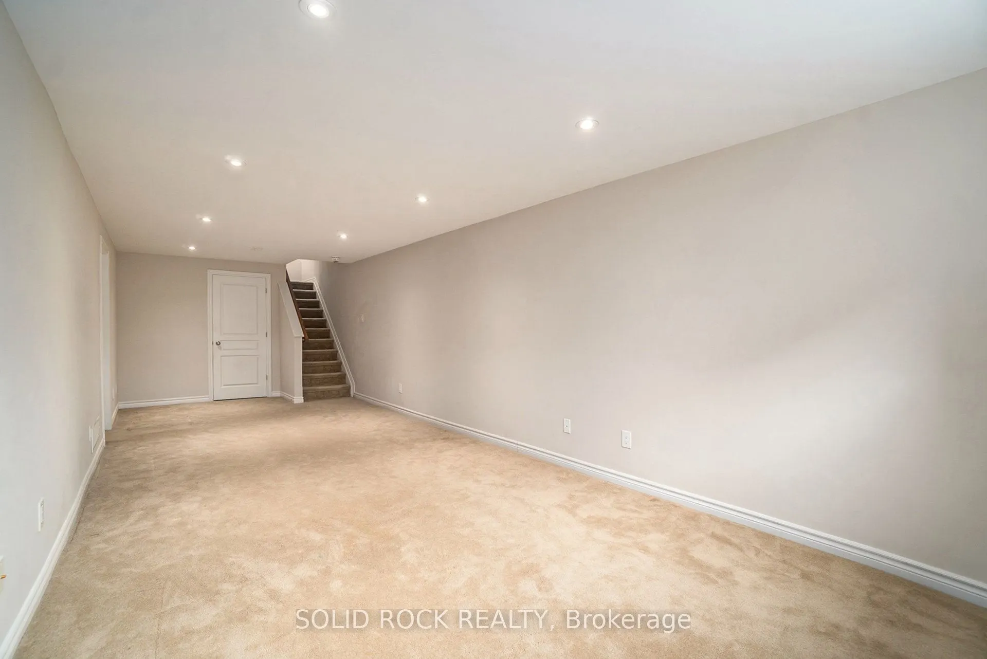 260 Dolce Crescent