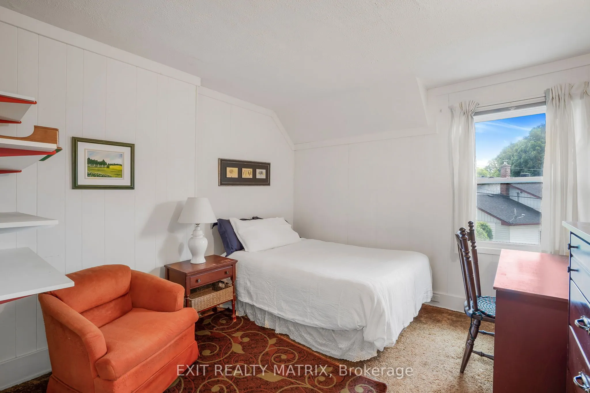469 Smerdon Street