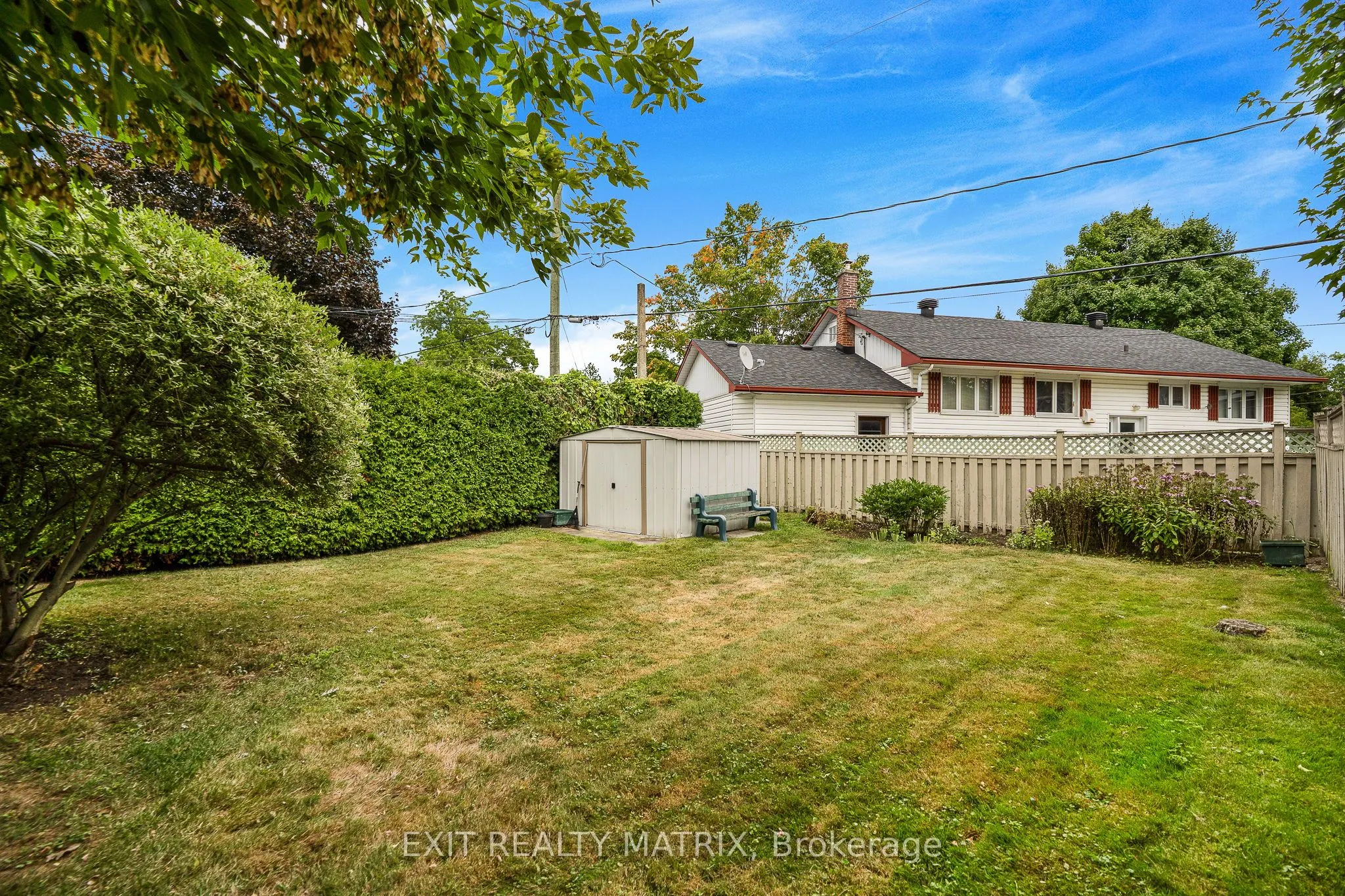 469 Smerdon Street