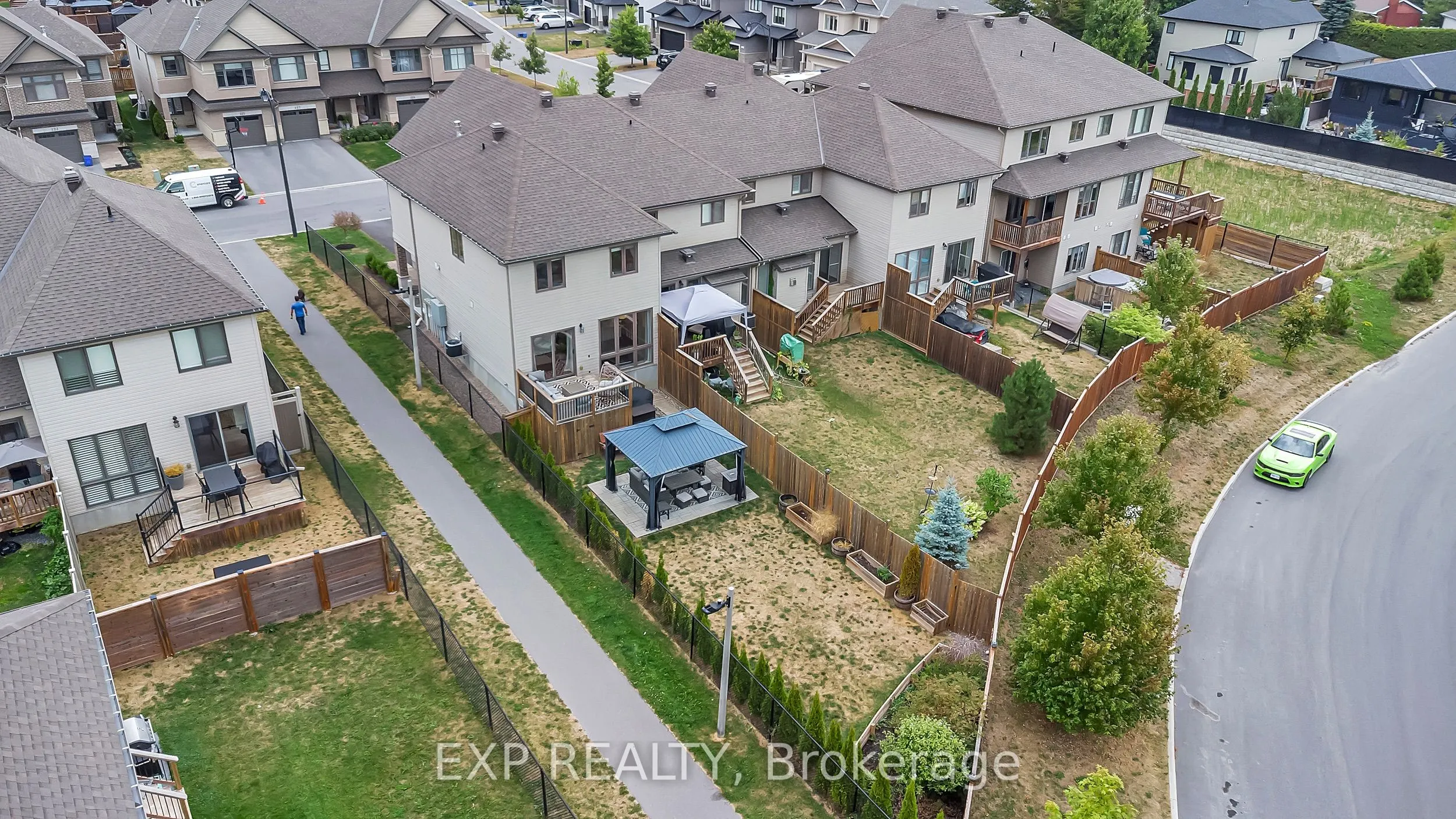 226 Purchase Crescent
