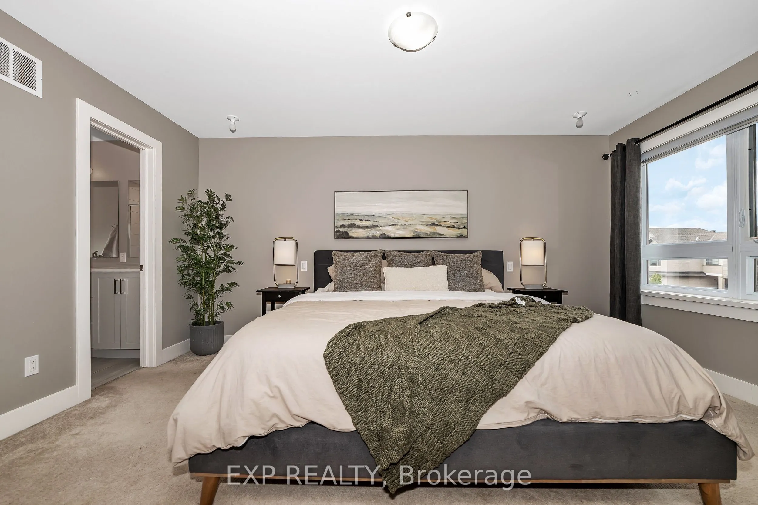 226 Purchase Crescent