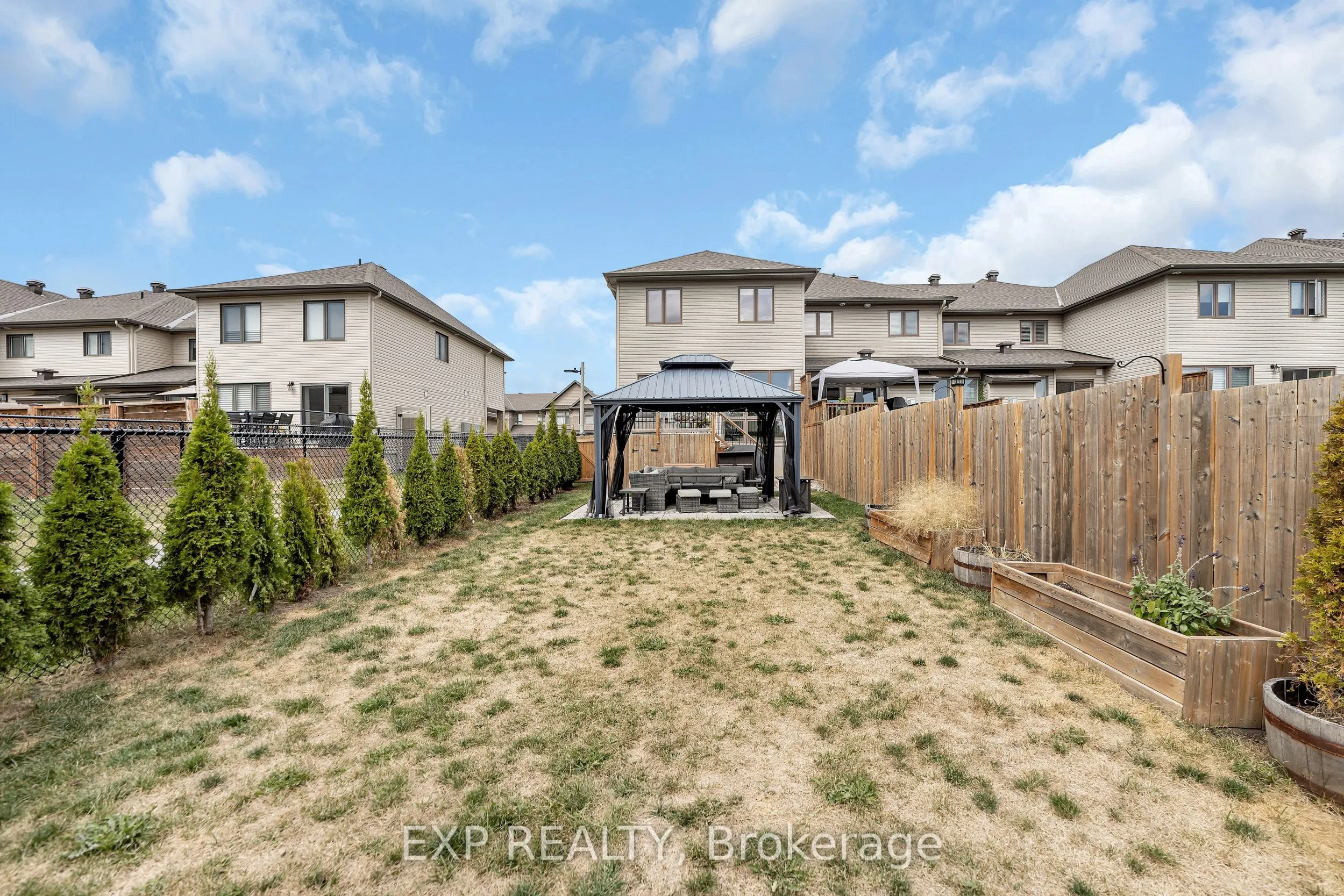 226 Purchase Crescent