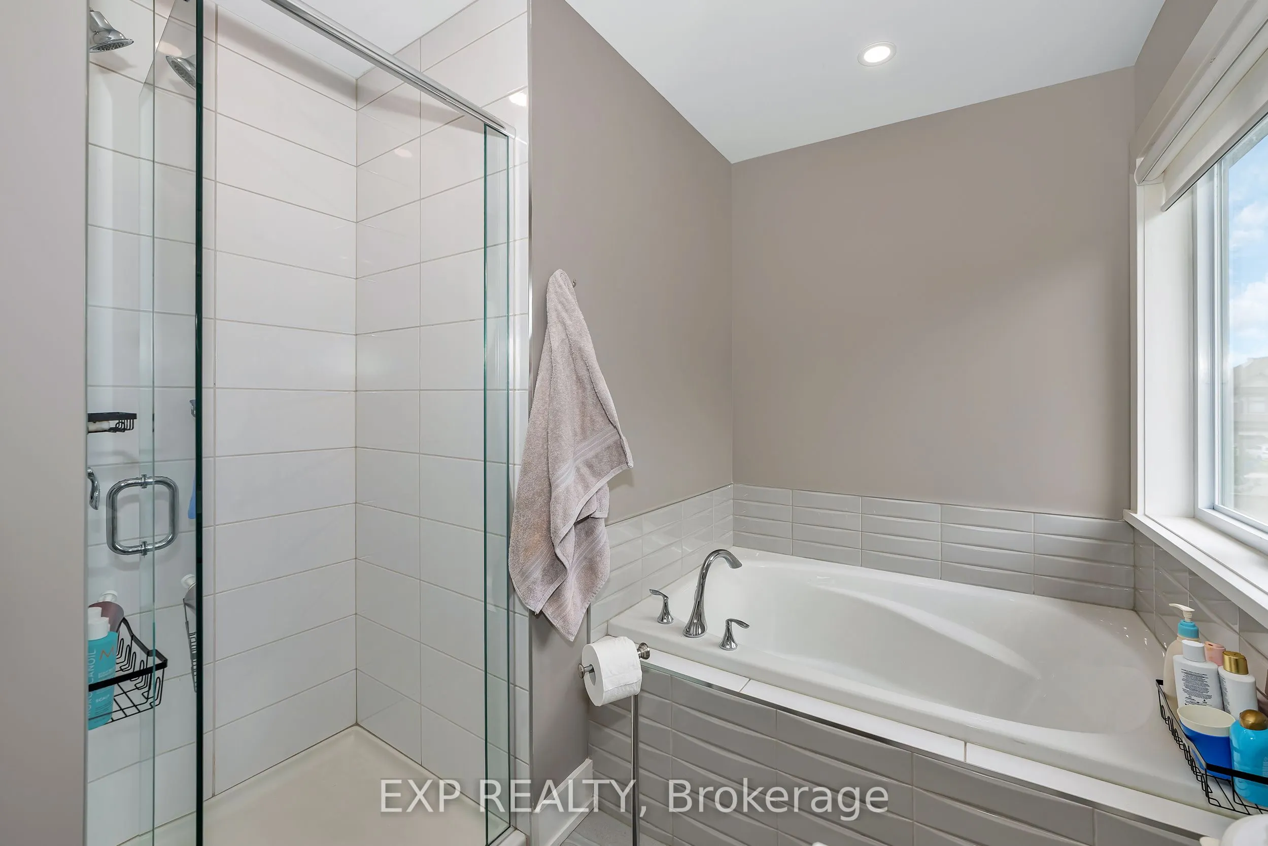 226 Purchase Crescent