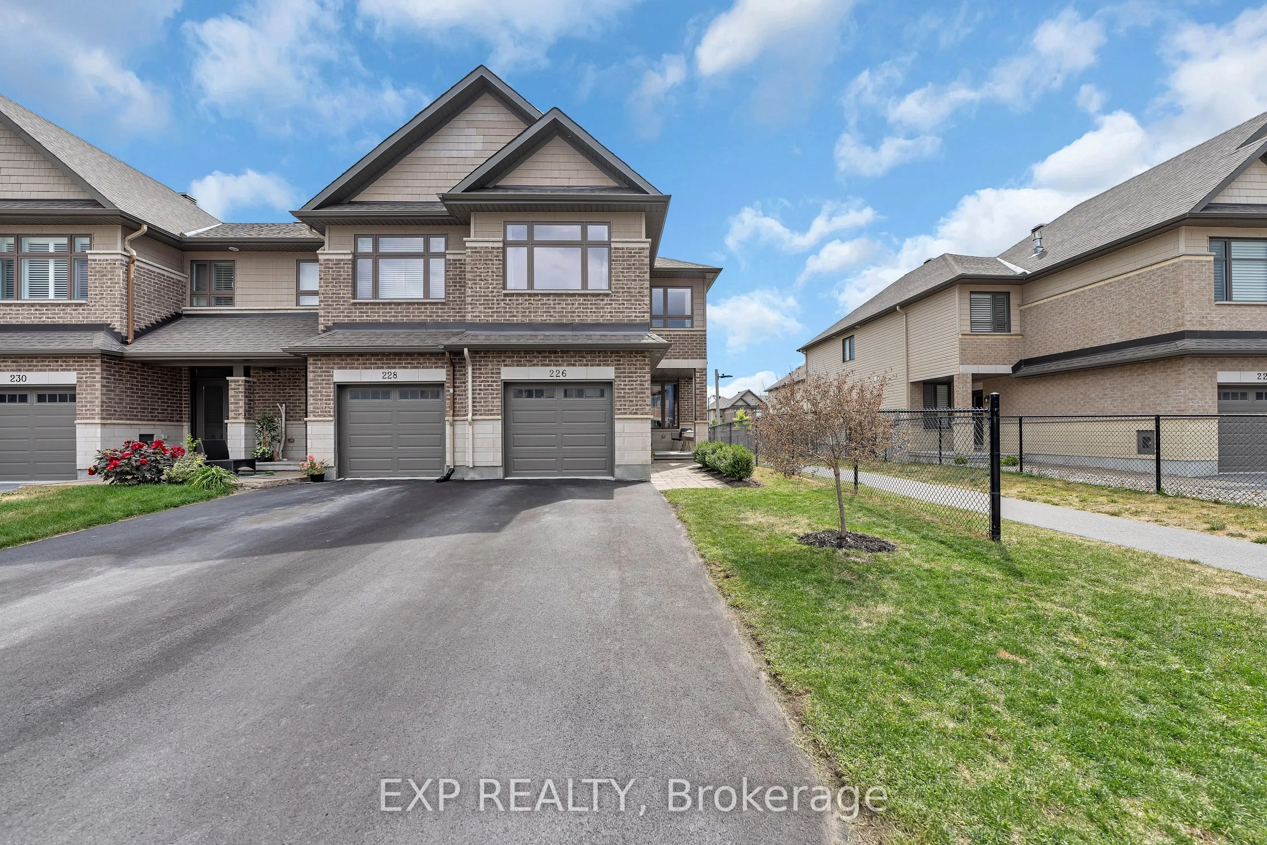 226 Purchase Crescent