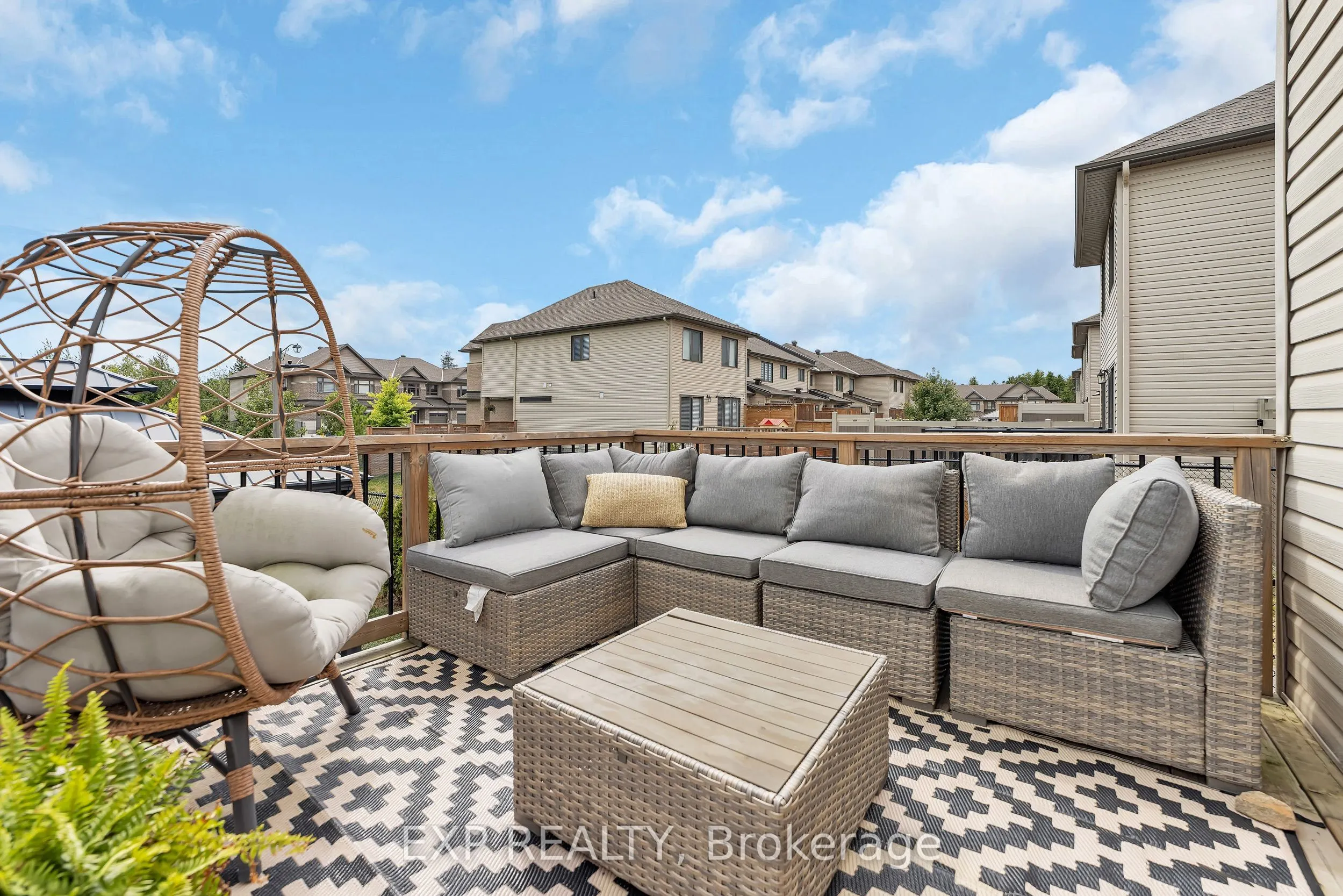226 Purchase Crescent