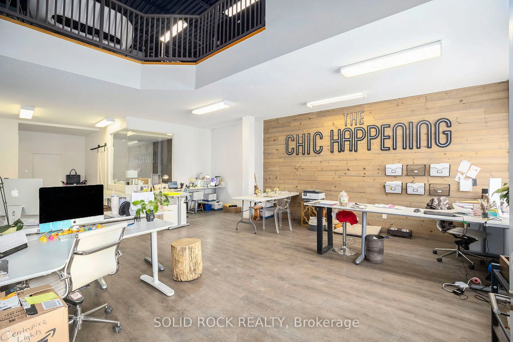 855 Industrial Avenue, #9-11