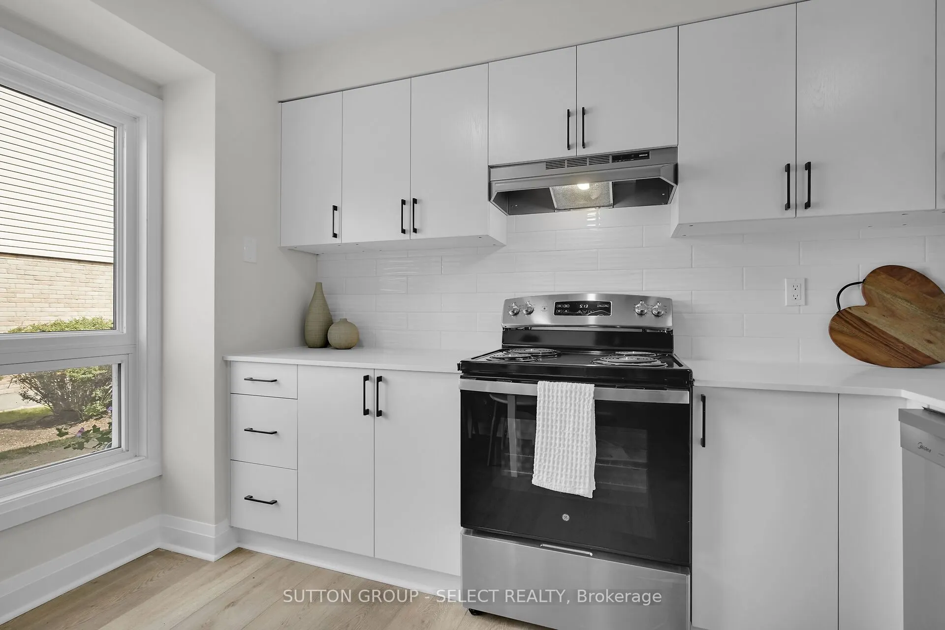 626 Wharncliffe Road S, #6