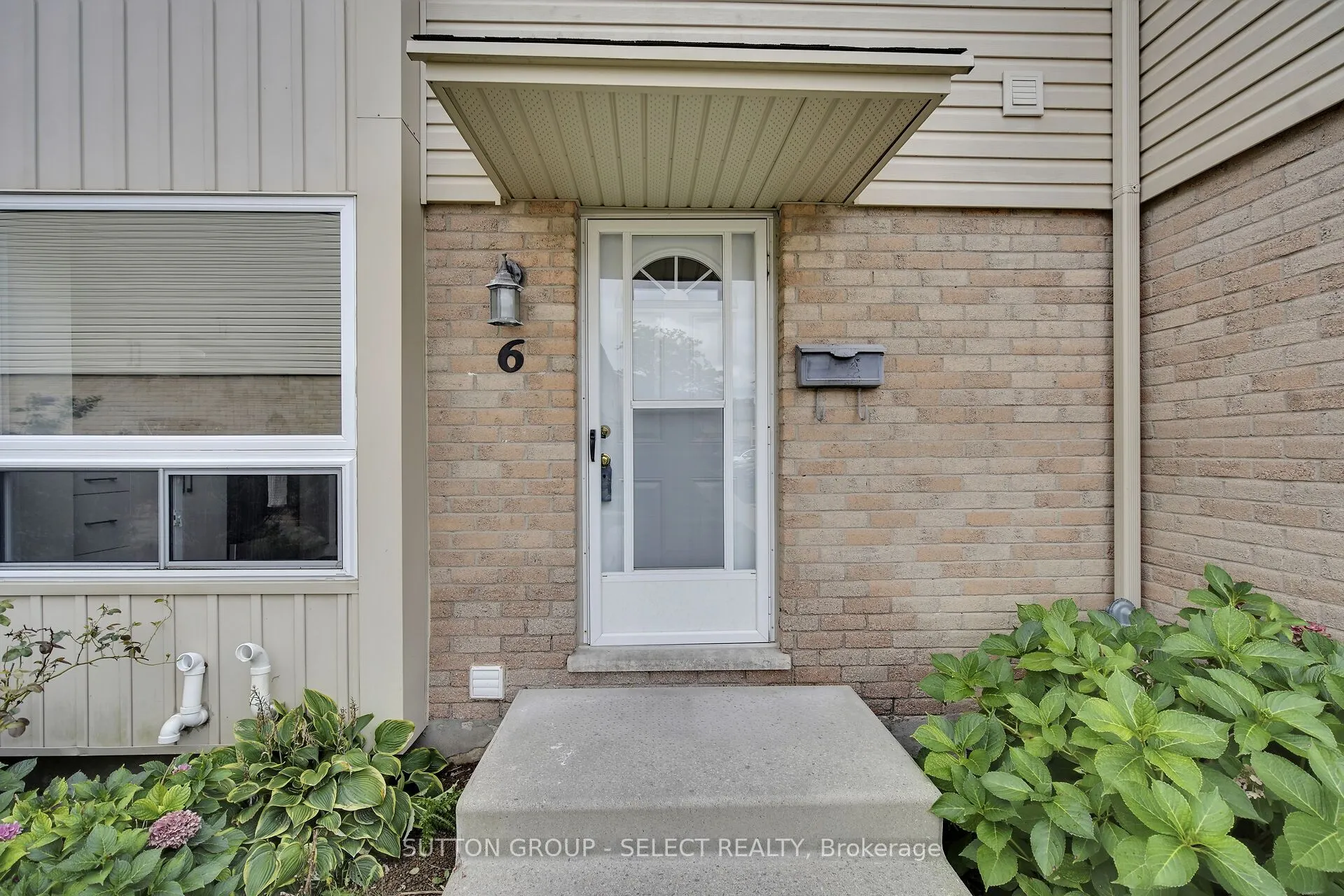 626 Wharncliffe Road S, #6