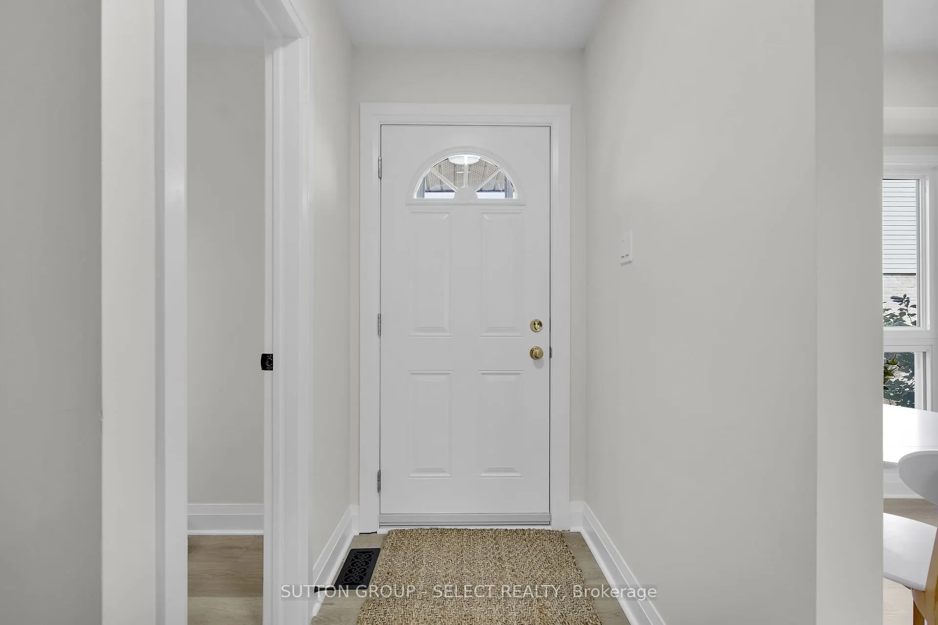 626 Wharncliffe Road S, #6