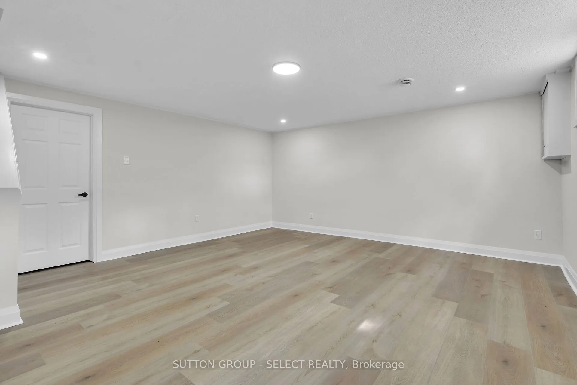 626 Wharncliffe Road S, #6