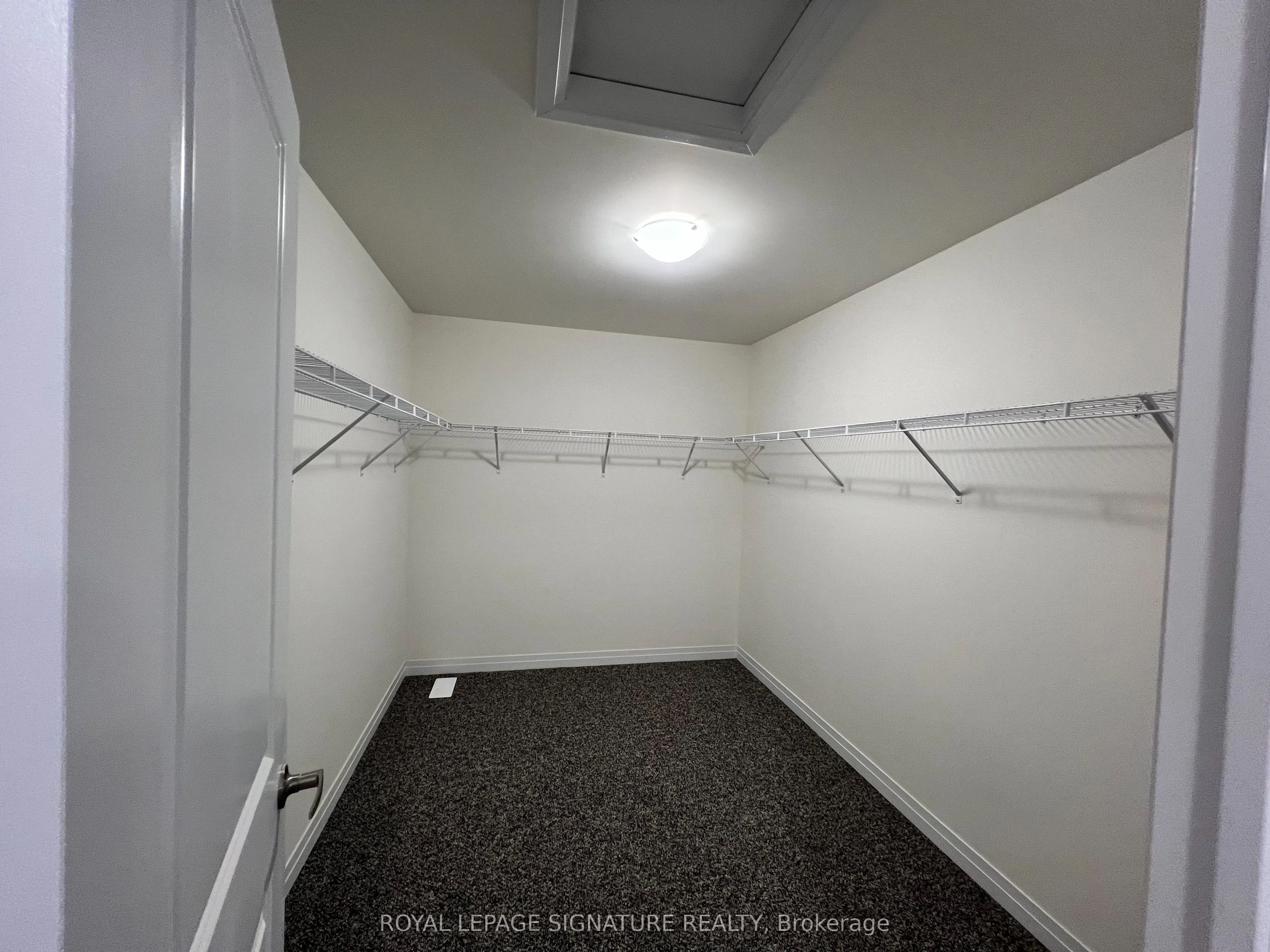 121 Dingman Street