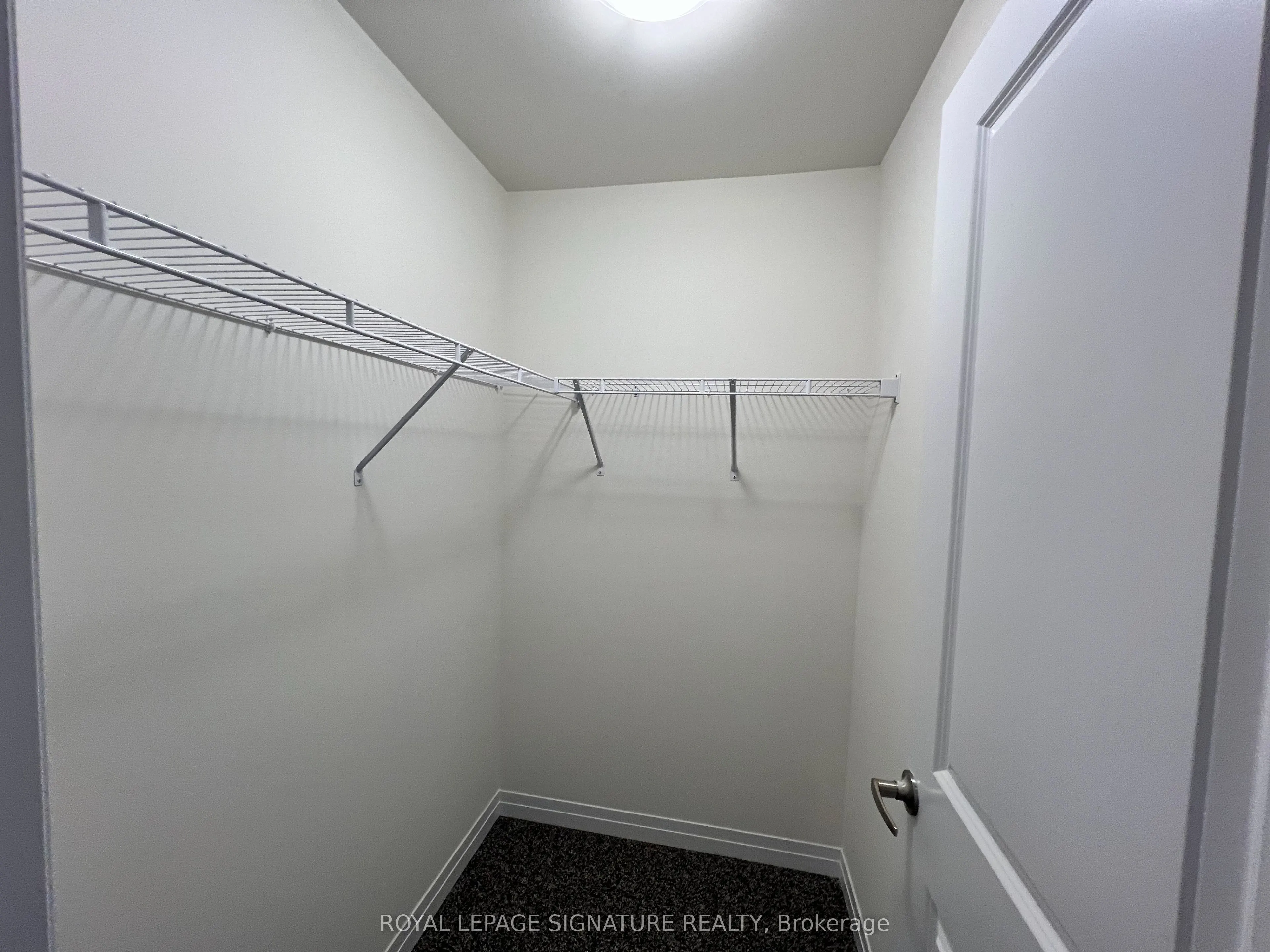 121 Dingman Street