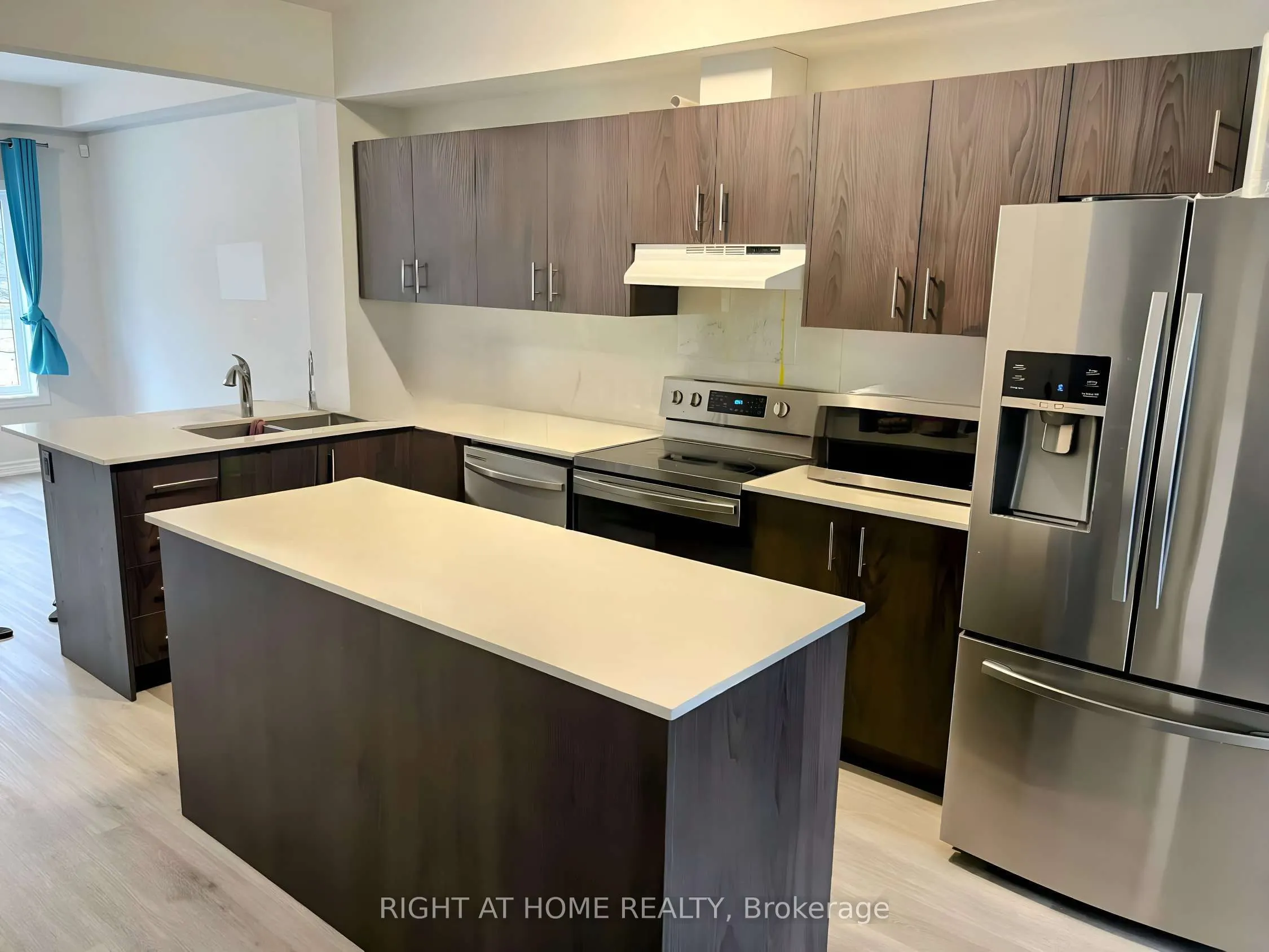 124 Compass Trail, #27