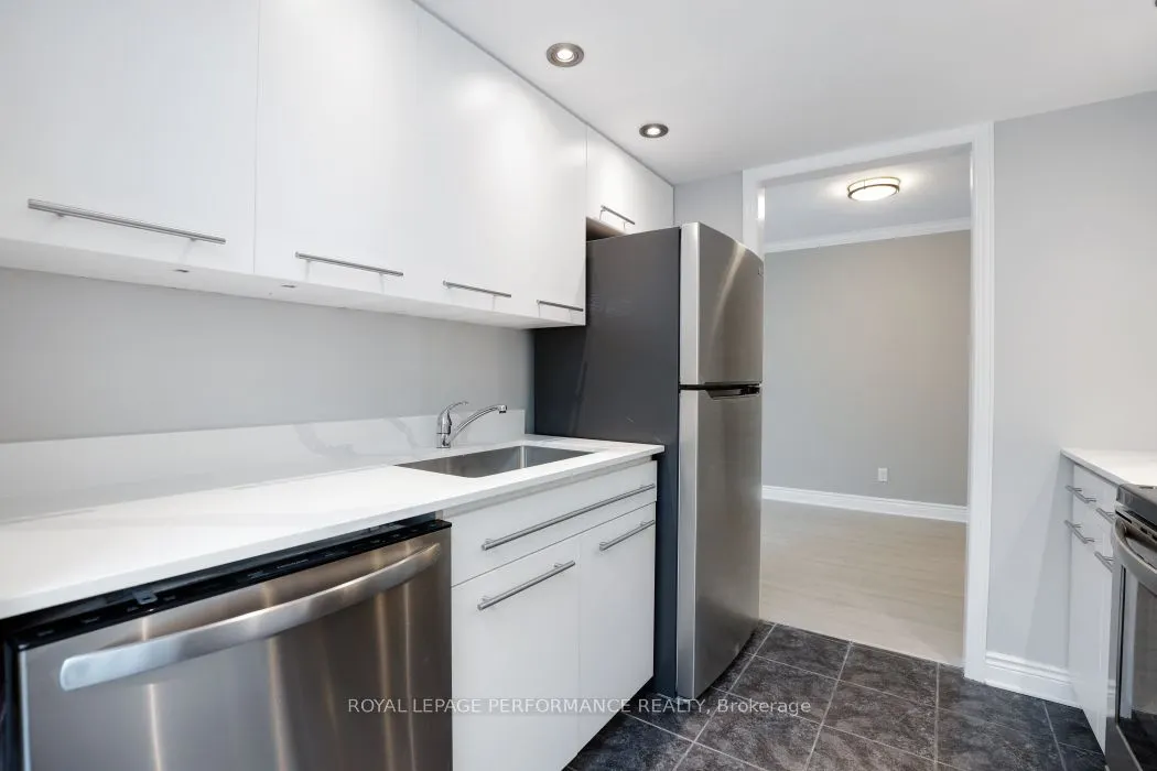 100 Bruyere Street, #304