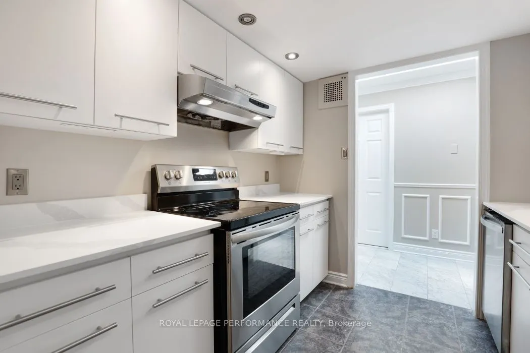 100 Bruyere Street, #304