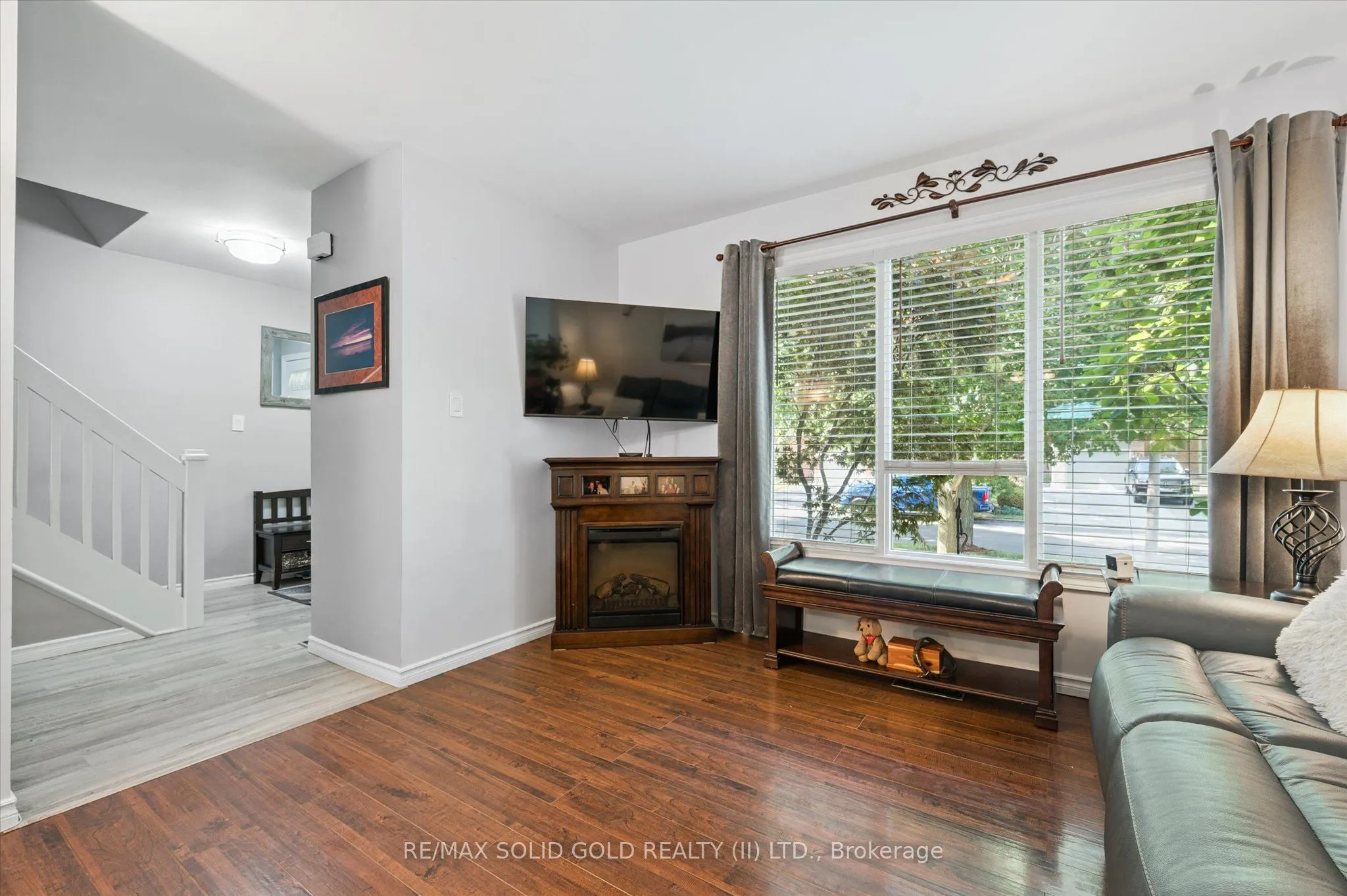 174 Sunpoint Crescent