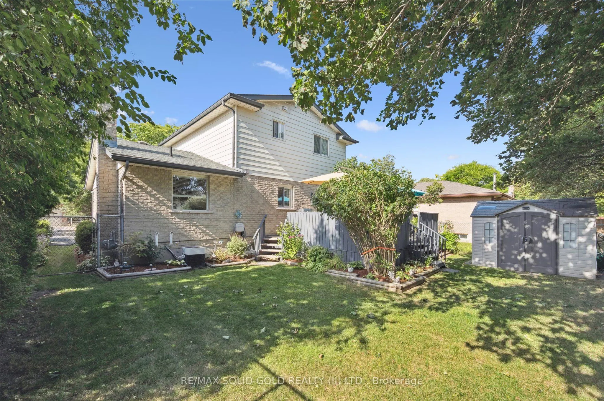 174 Sunpoint Crescent