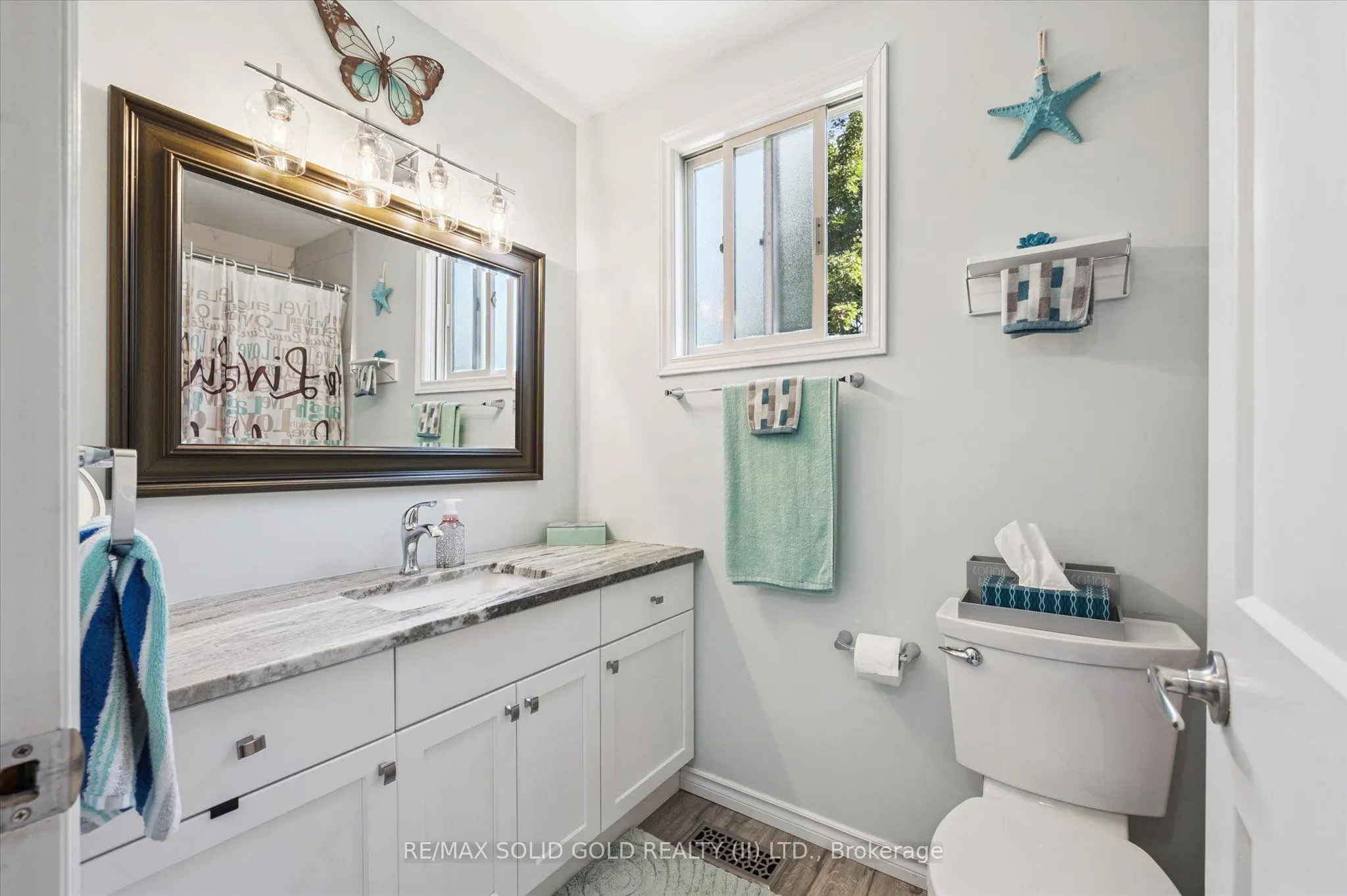 174 Sunpoint Crescent