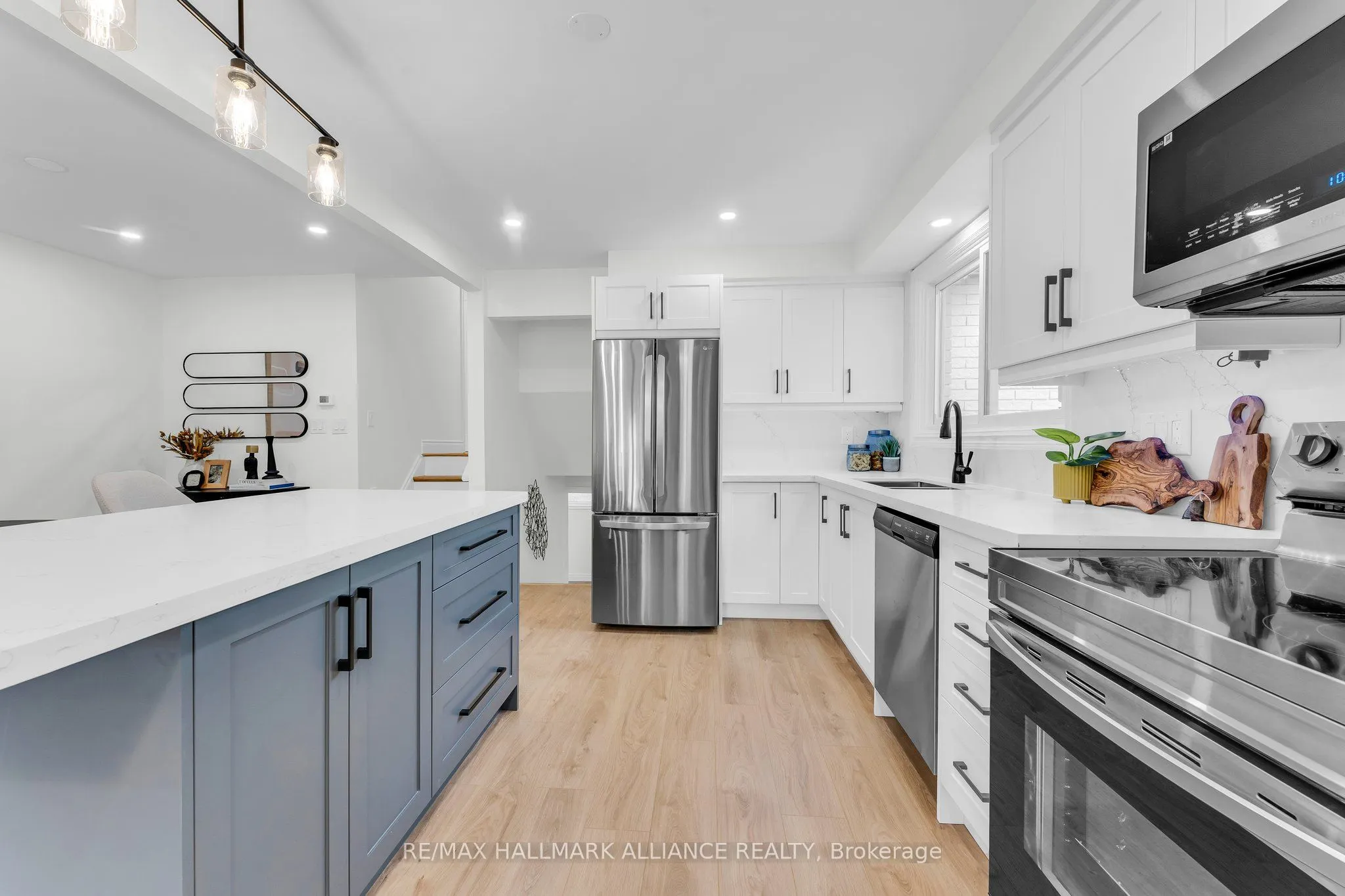 9 Piper Place, #Main